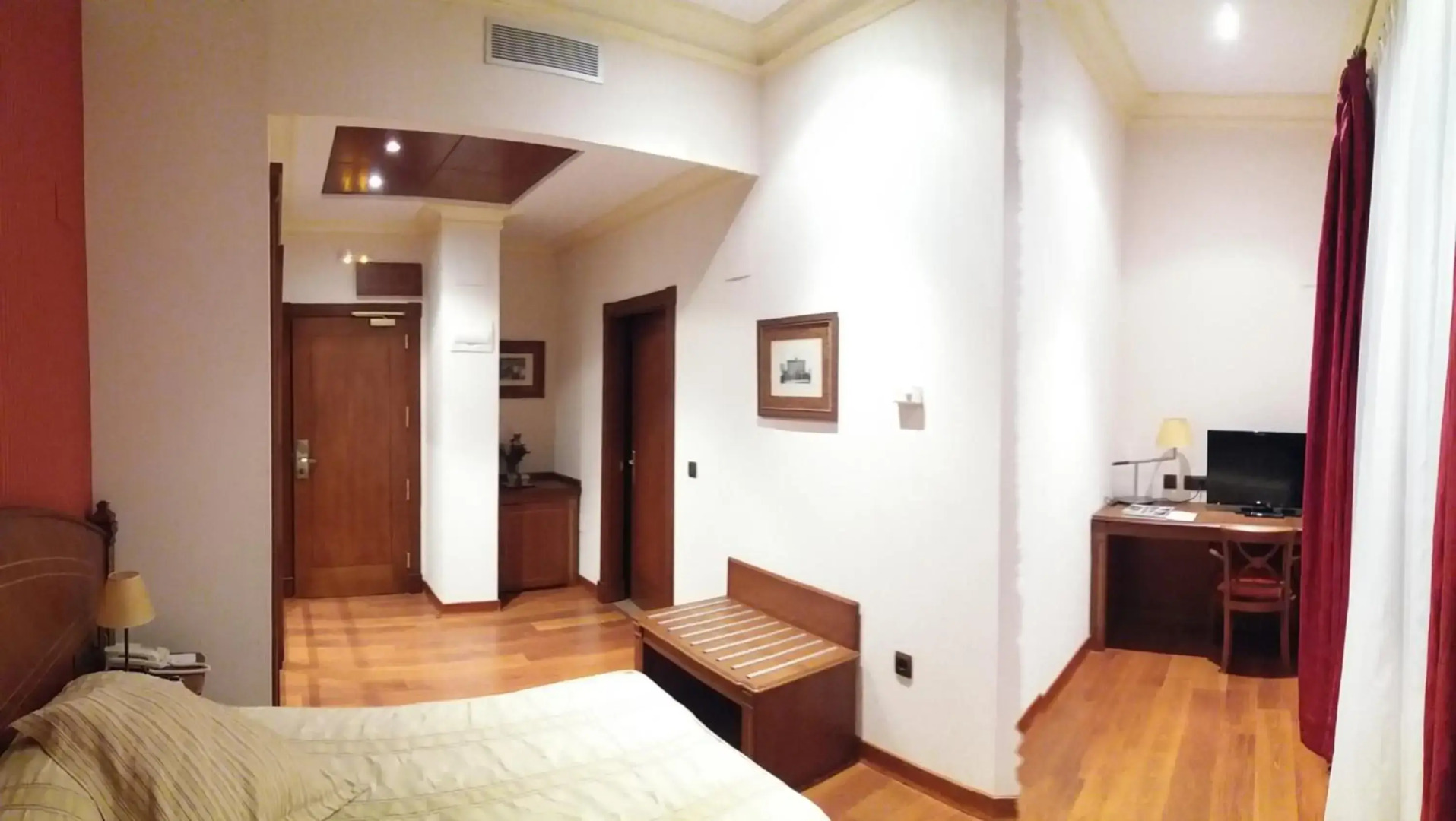 Palacio de La Magdalena Hotel