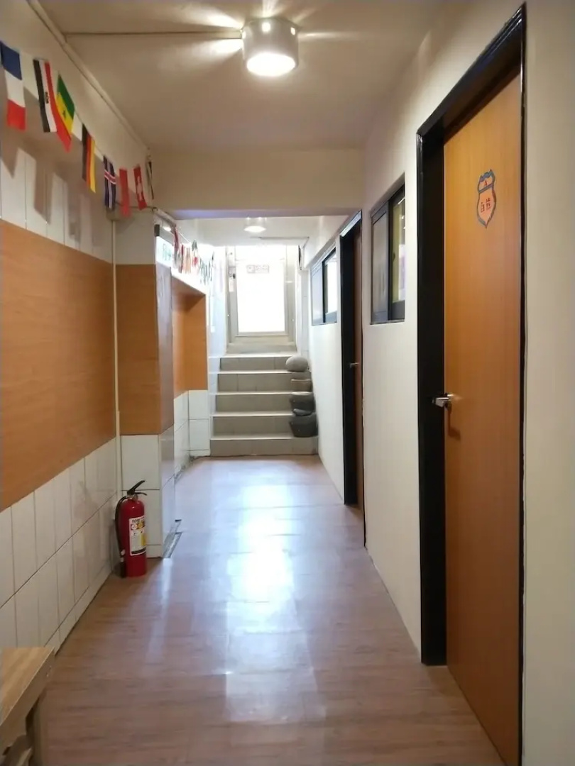Fu Ao Wo & Hostel