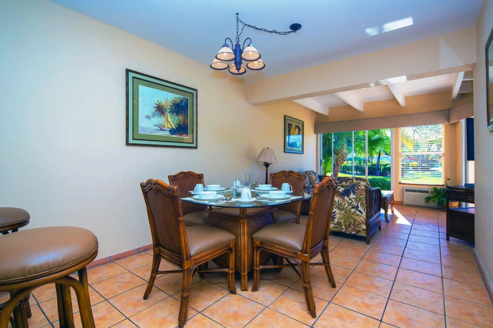 Island Palm Marina Villas