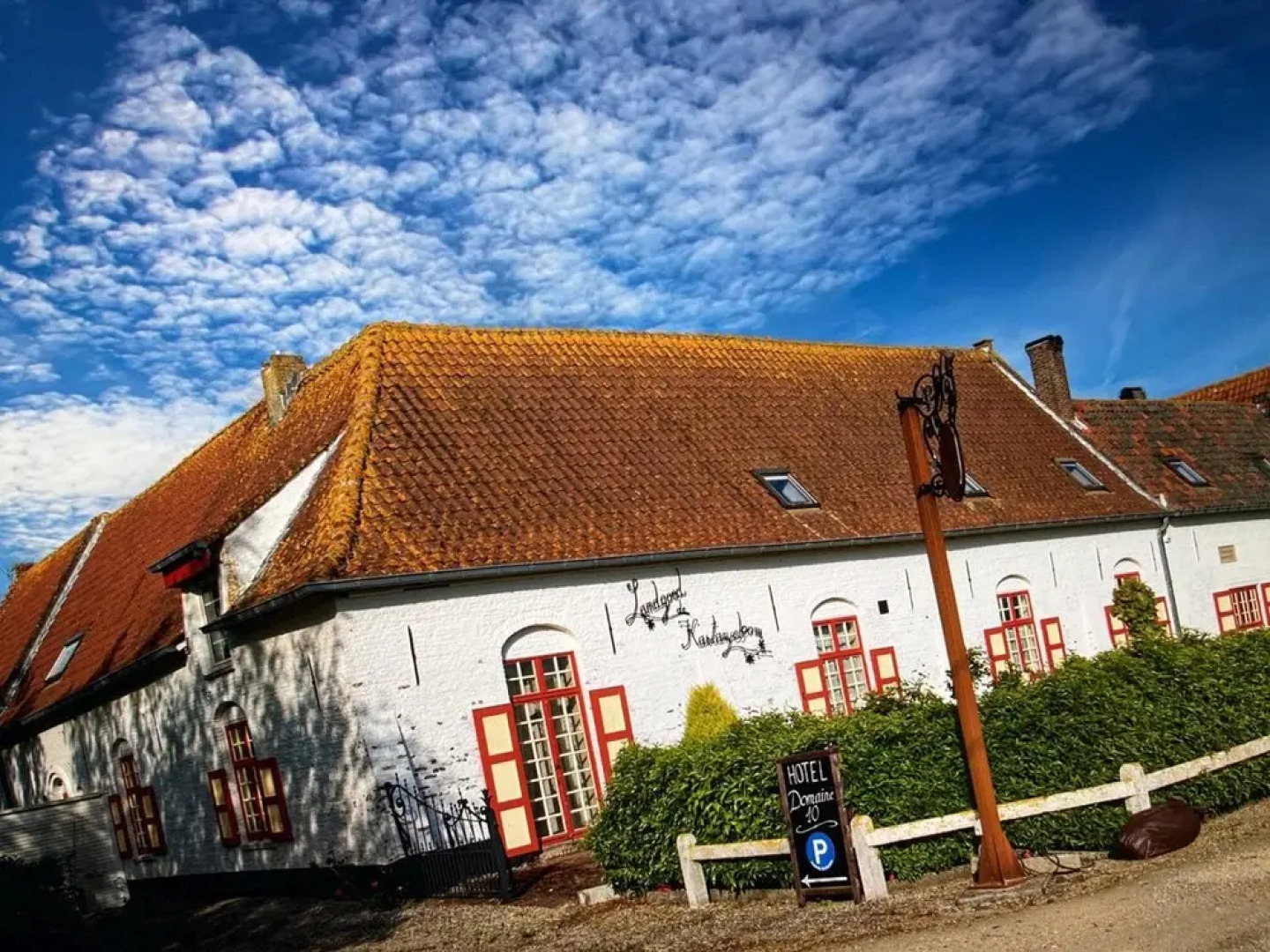 Love Hotel Domaine 10