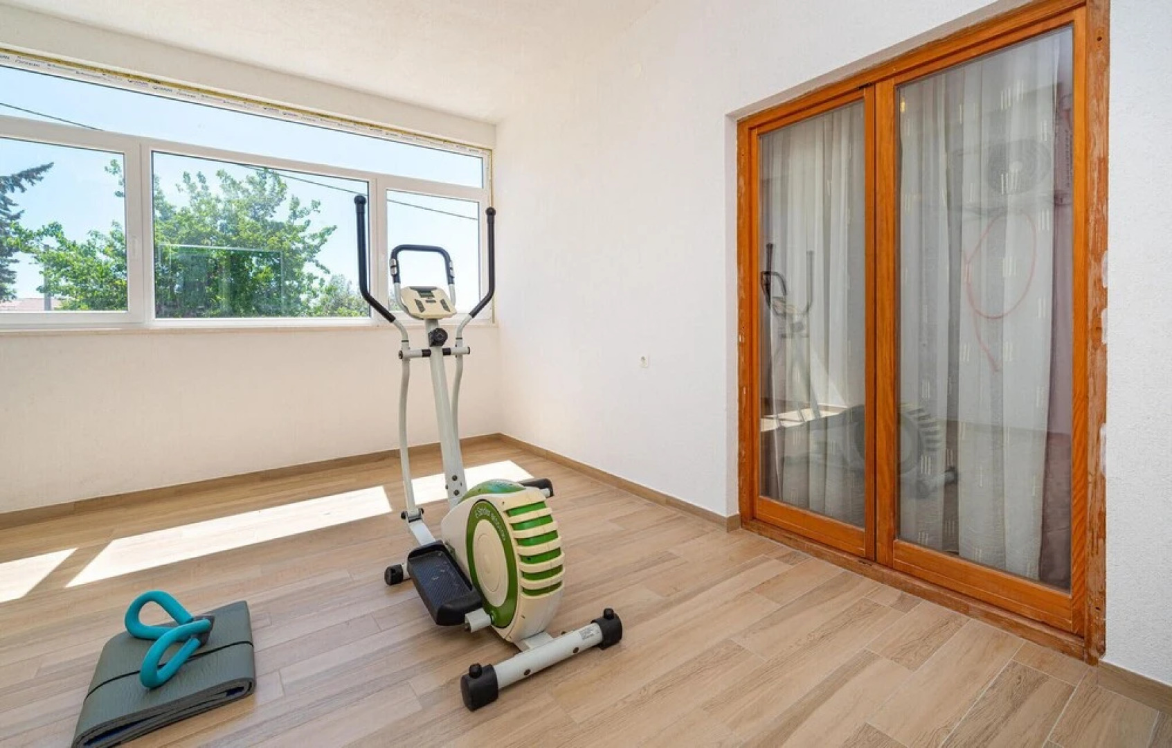 Amazing Home in Drage With 4 Bedrooms, Wifi and Outdoor Swimming Pool