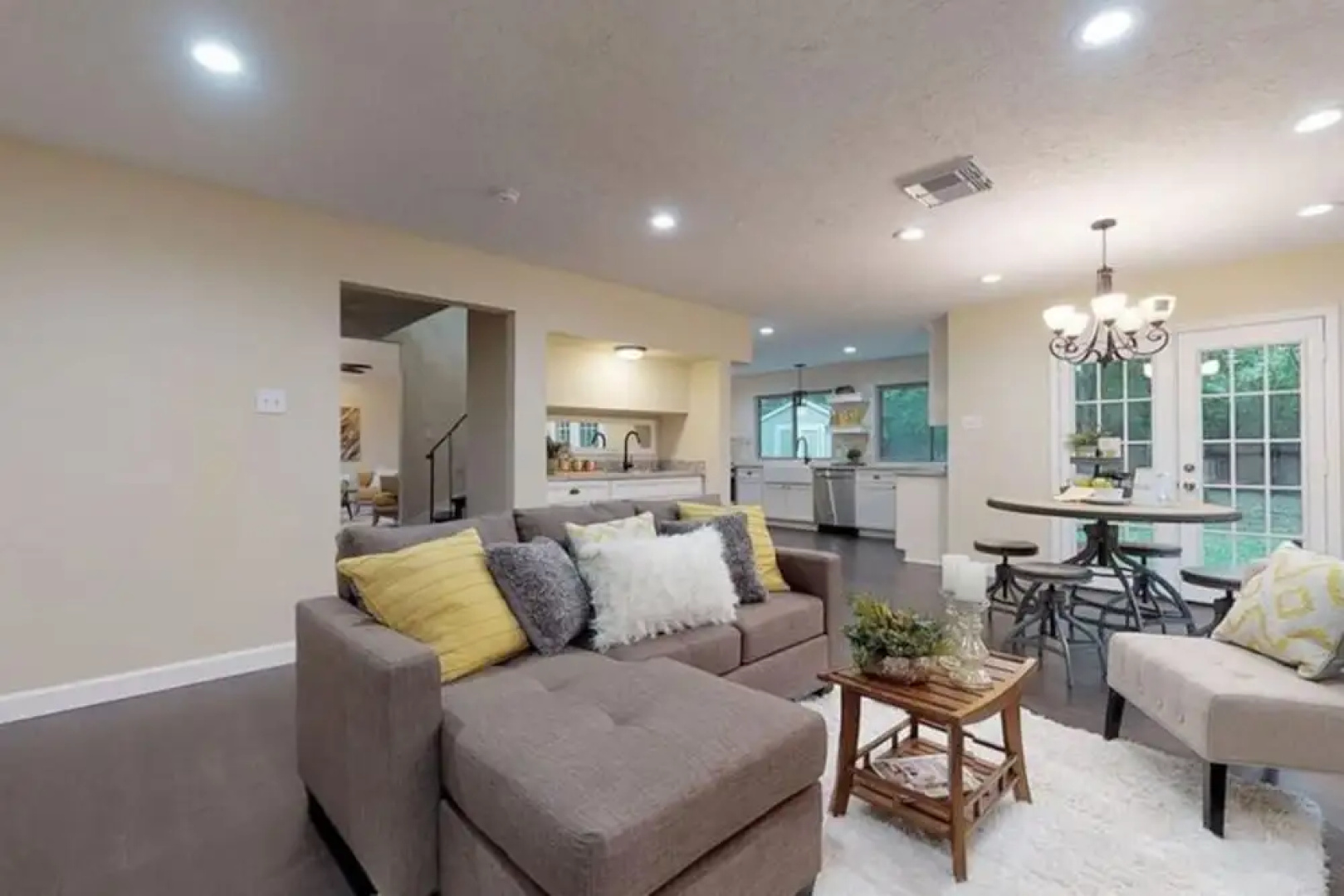 Beautiful Home In The Woodlands Best Location