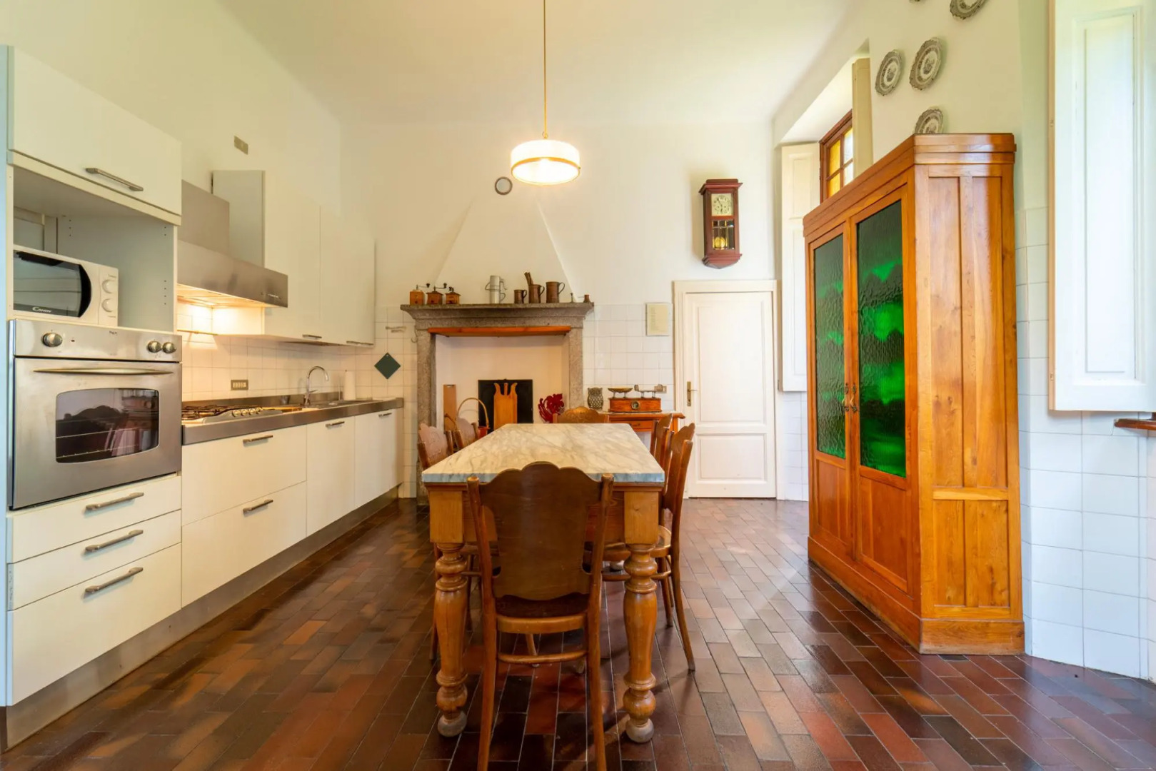 Family Villa with Stunning Lake View by Wonderful Italy