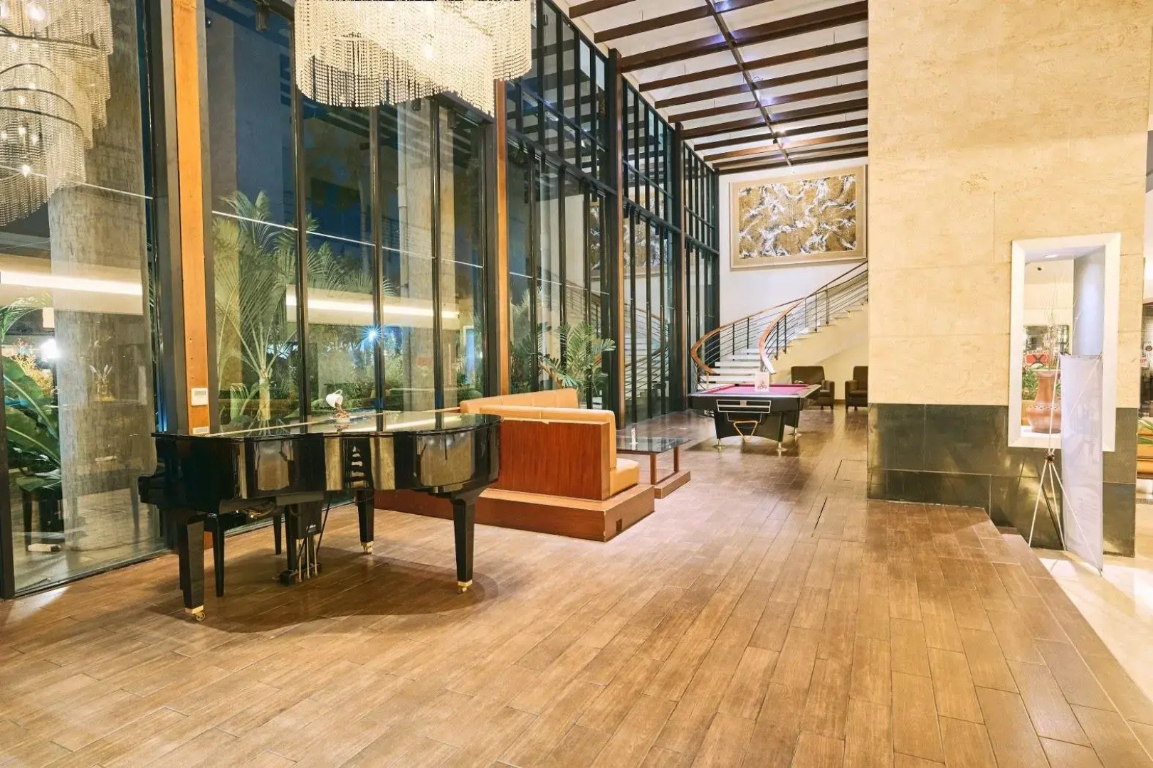 Horison Ultima Ratu Serang