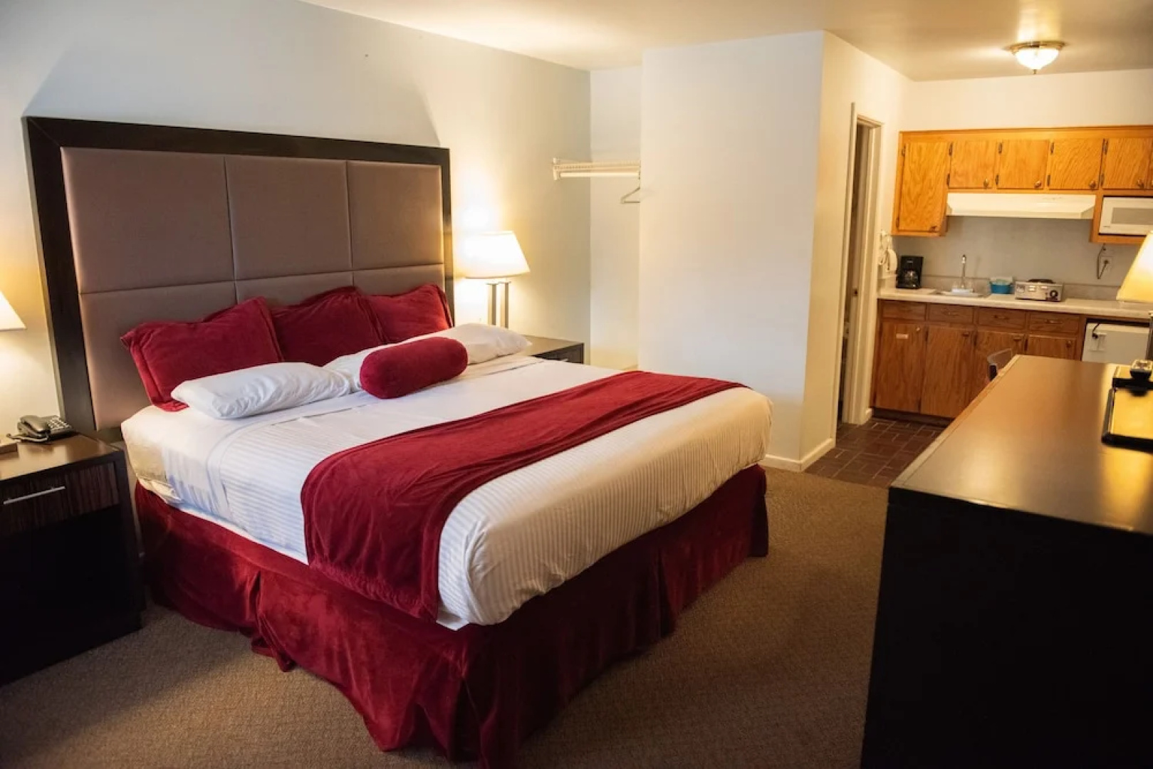 Cottonwood Inn
