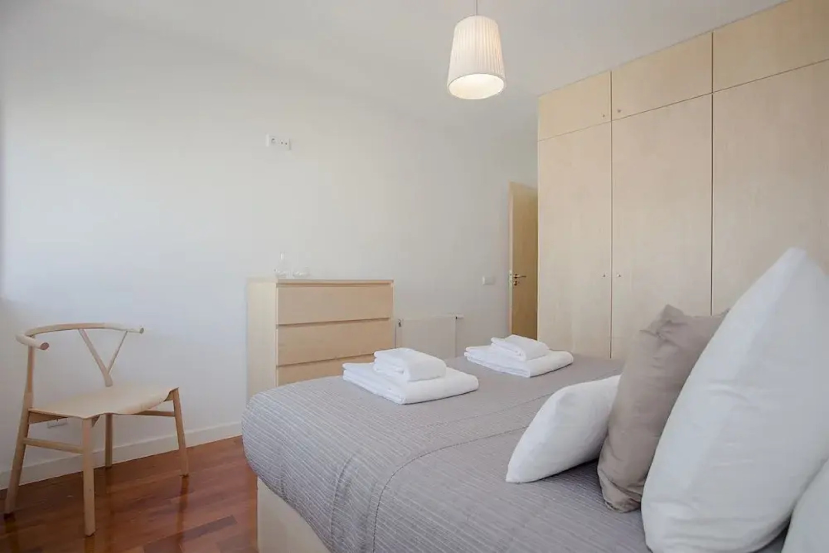 Liiiving - Bright Light Apartment