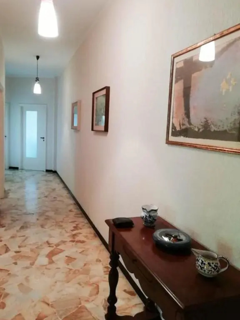 Ampio Alloggio Molto Confortevole, 7 Posti Letto