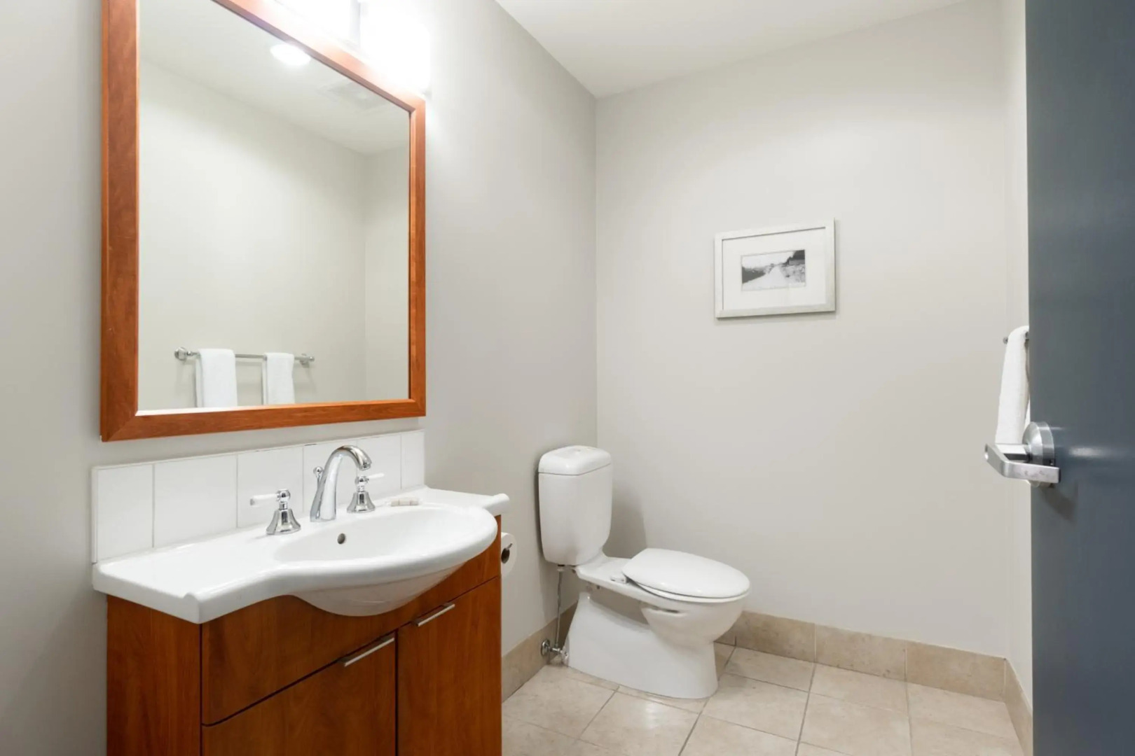 Ocean Promenade Hotel