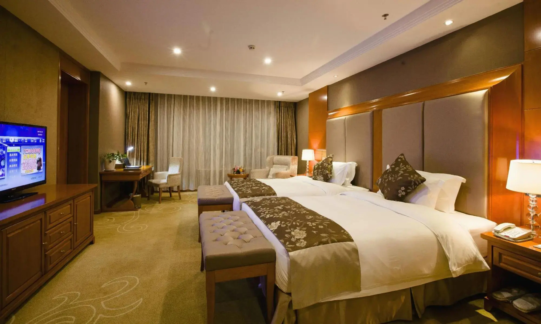 Juyin Junyue Hotel