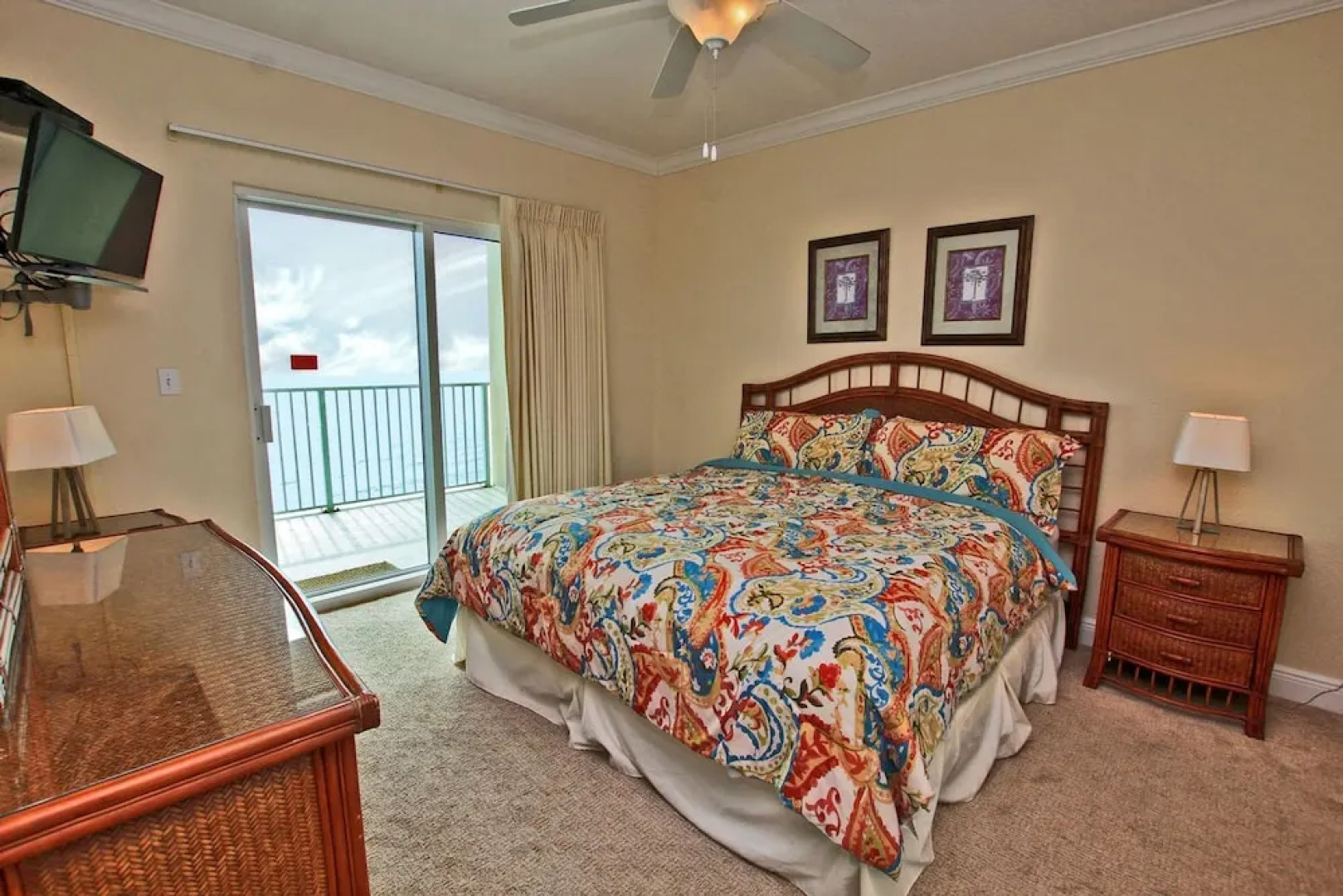 Crystal Shores West By Youngs Sun Coast