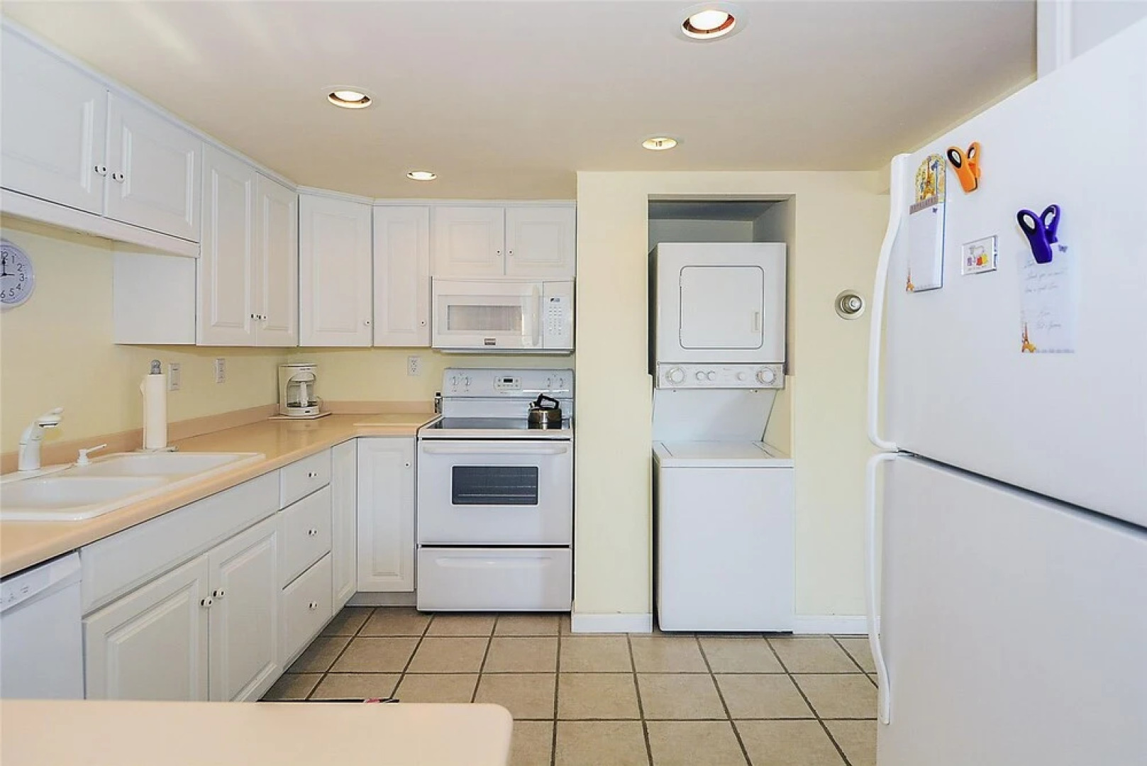 Henlopen Unit 321 by Long & Foster