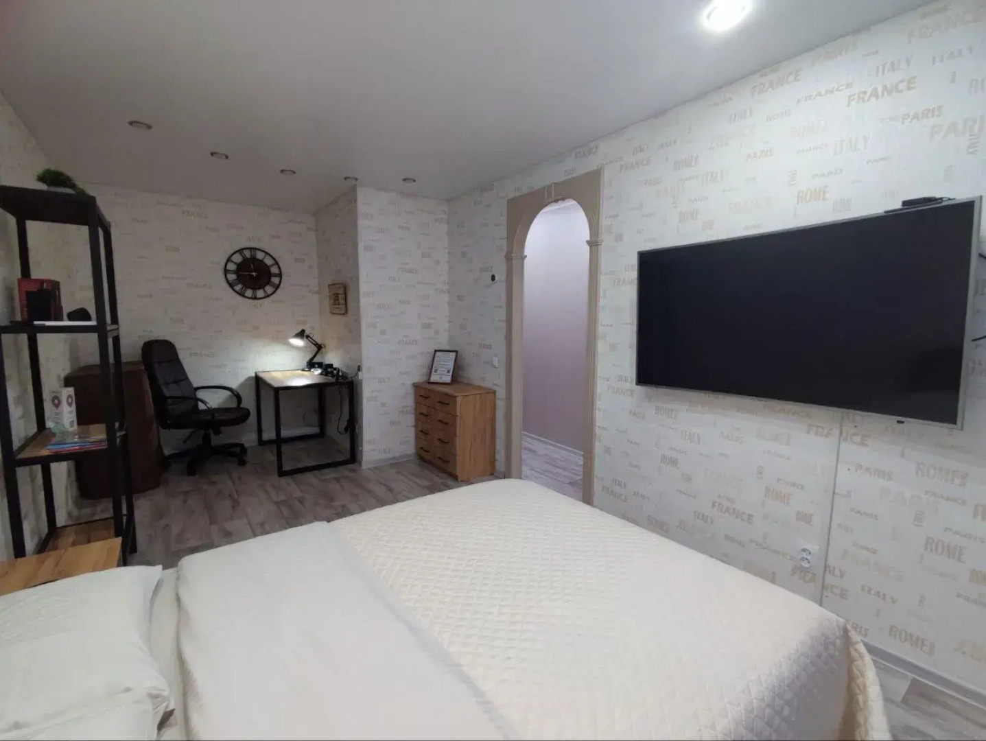 Огни города на улице Ленина 5