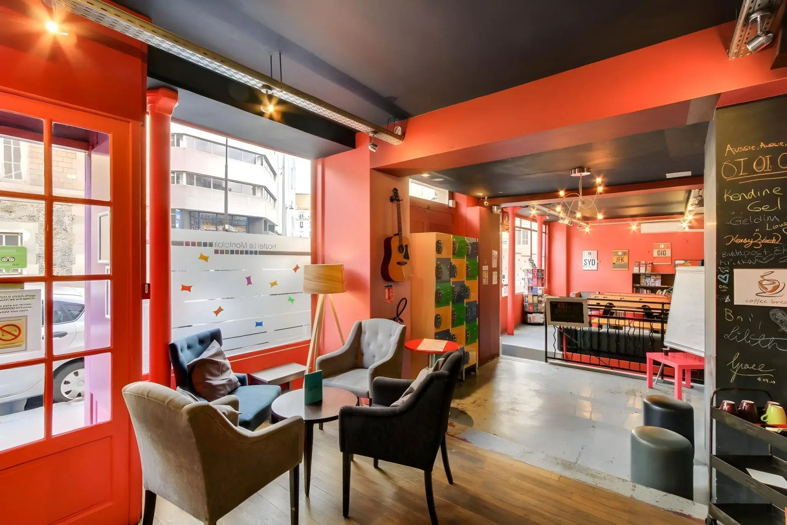 Хостел Le Montclair Montmartre by River