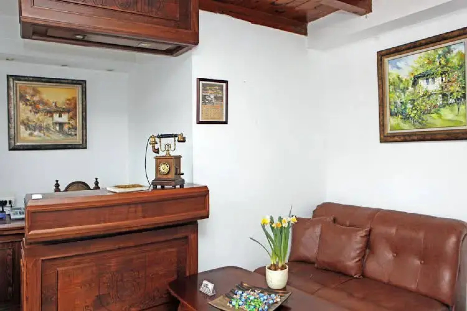 Family Hotel Varosha 2003