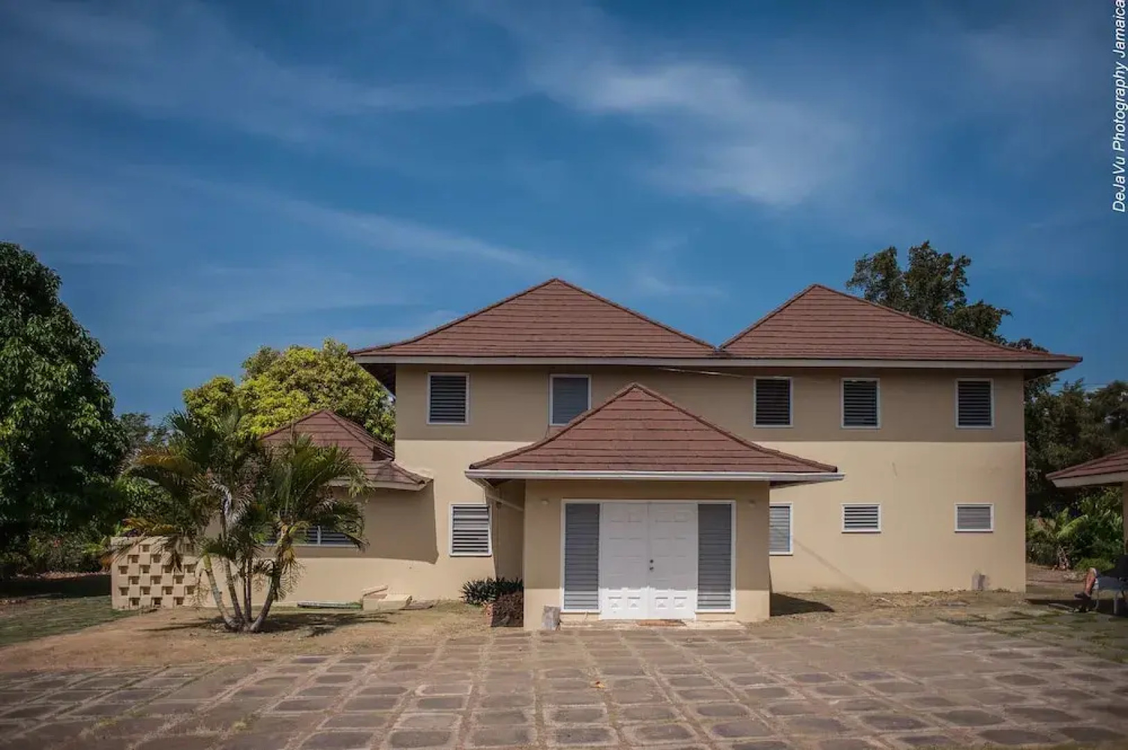 Breezy Shores at Cardiff Hall