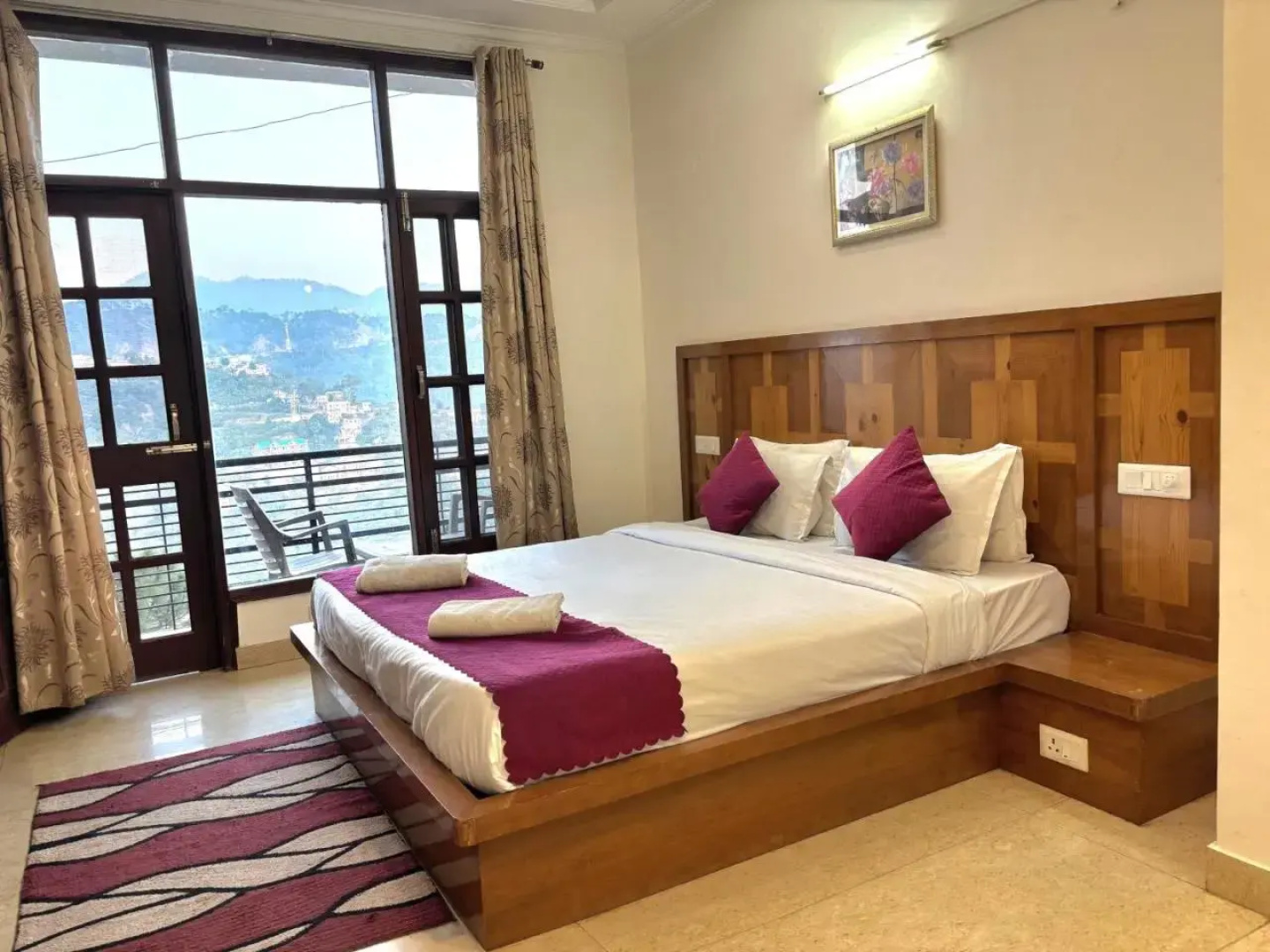 OYO 27648 Kasauli Greens
