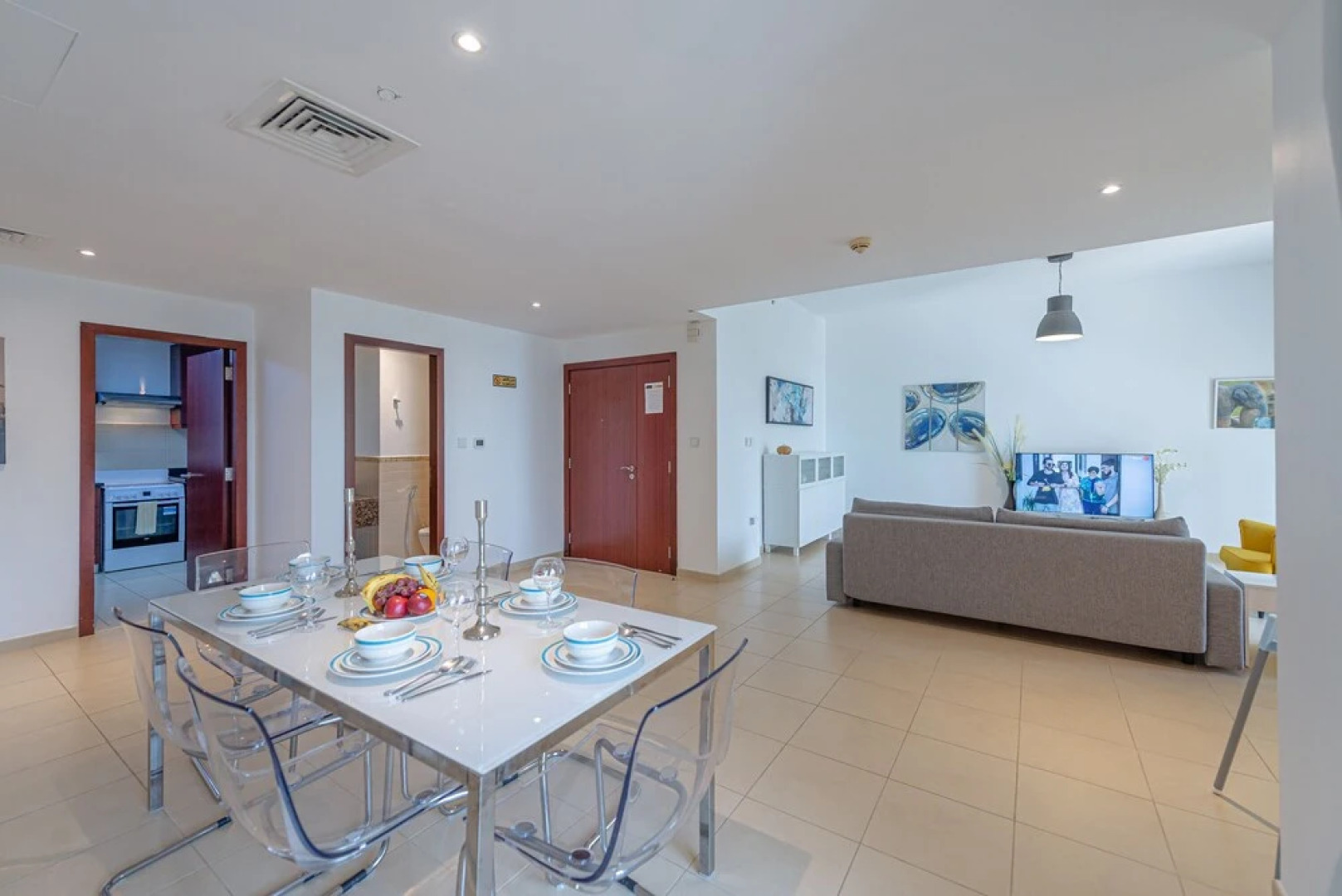 Marco Polo - Charming & Spacious 2BR Apt with Dubai Eye Views