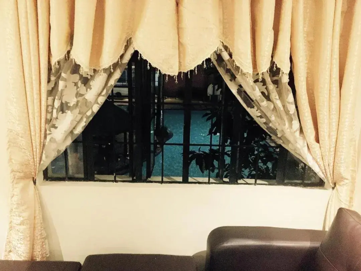 Affordable 2 BR 2 BA w/ Skycable, Netflix, & Amazon Prime