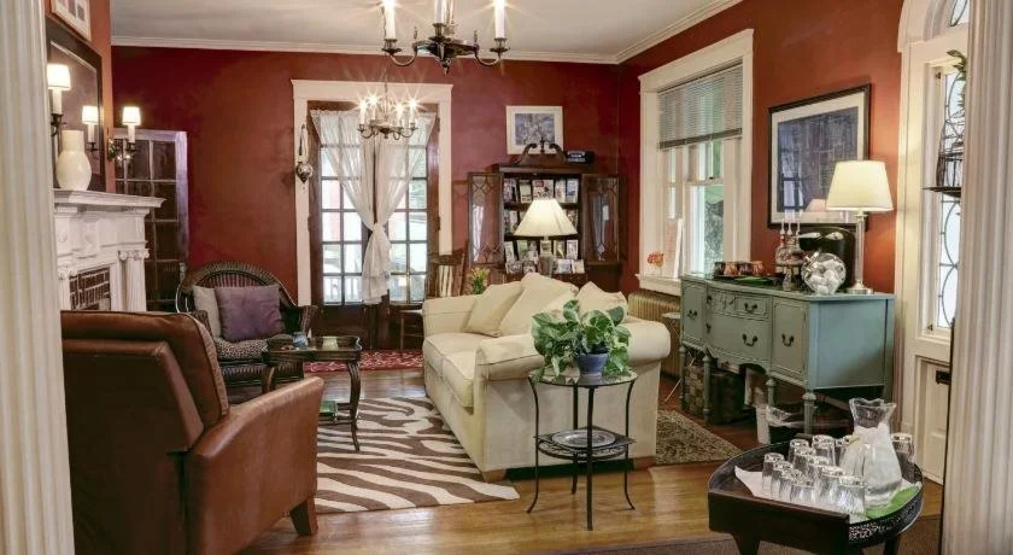 Olde Square Inn Bed and Breakfast