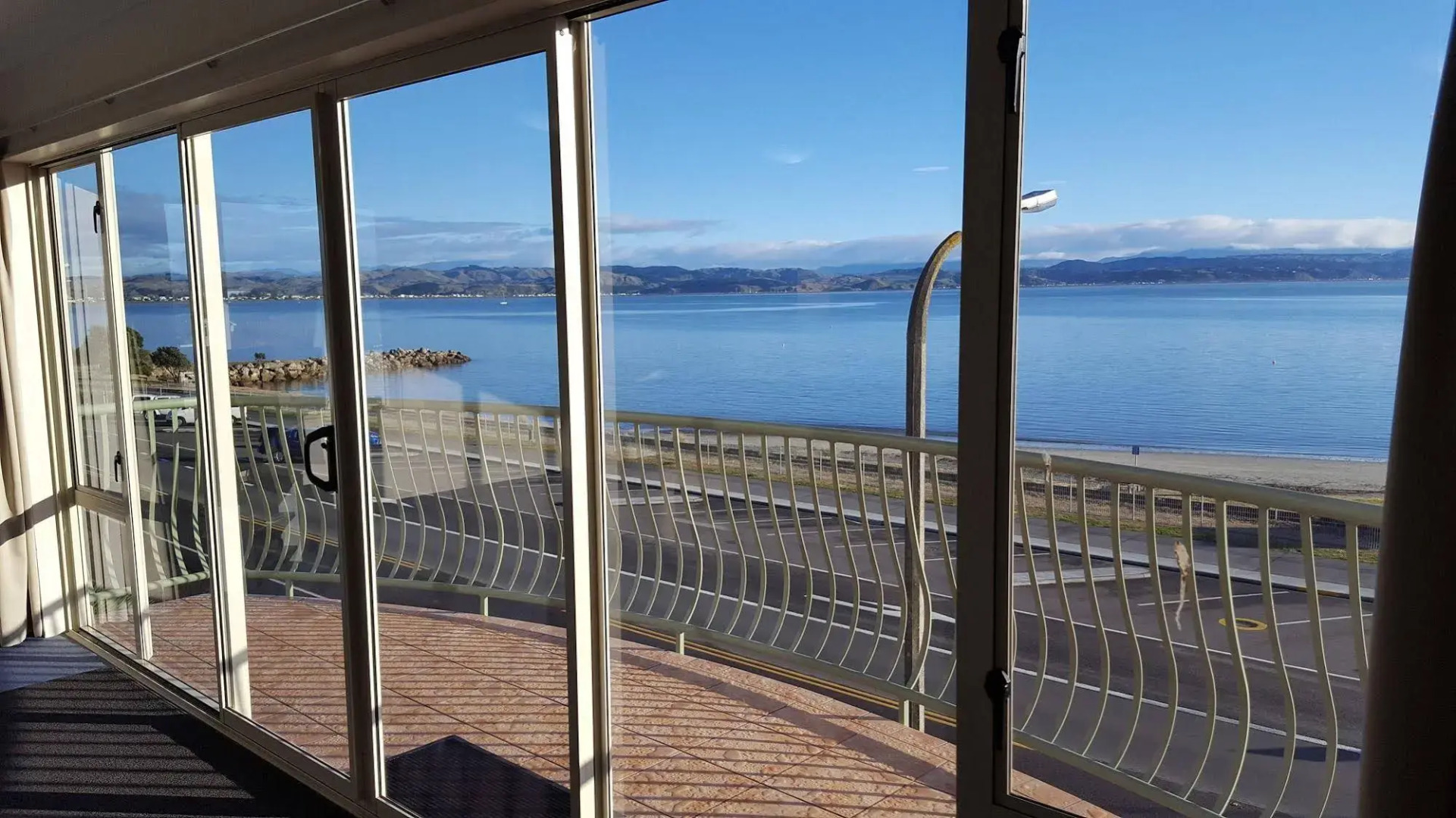 Breakwater Apartments