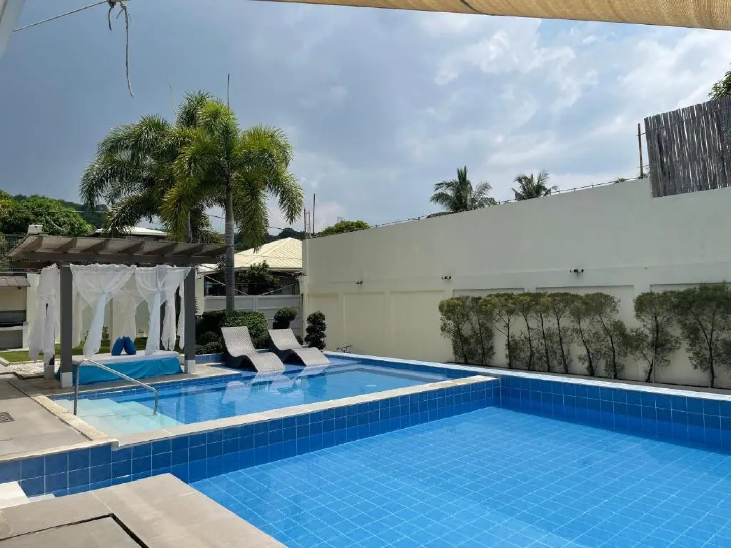 Ezekiel's Private Hot Spring Resort