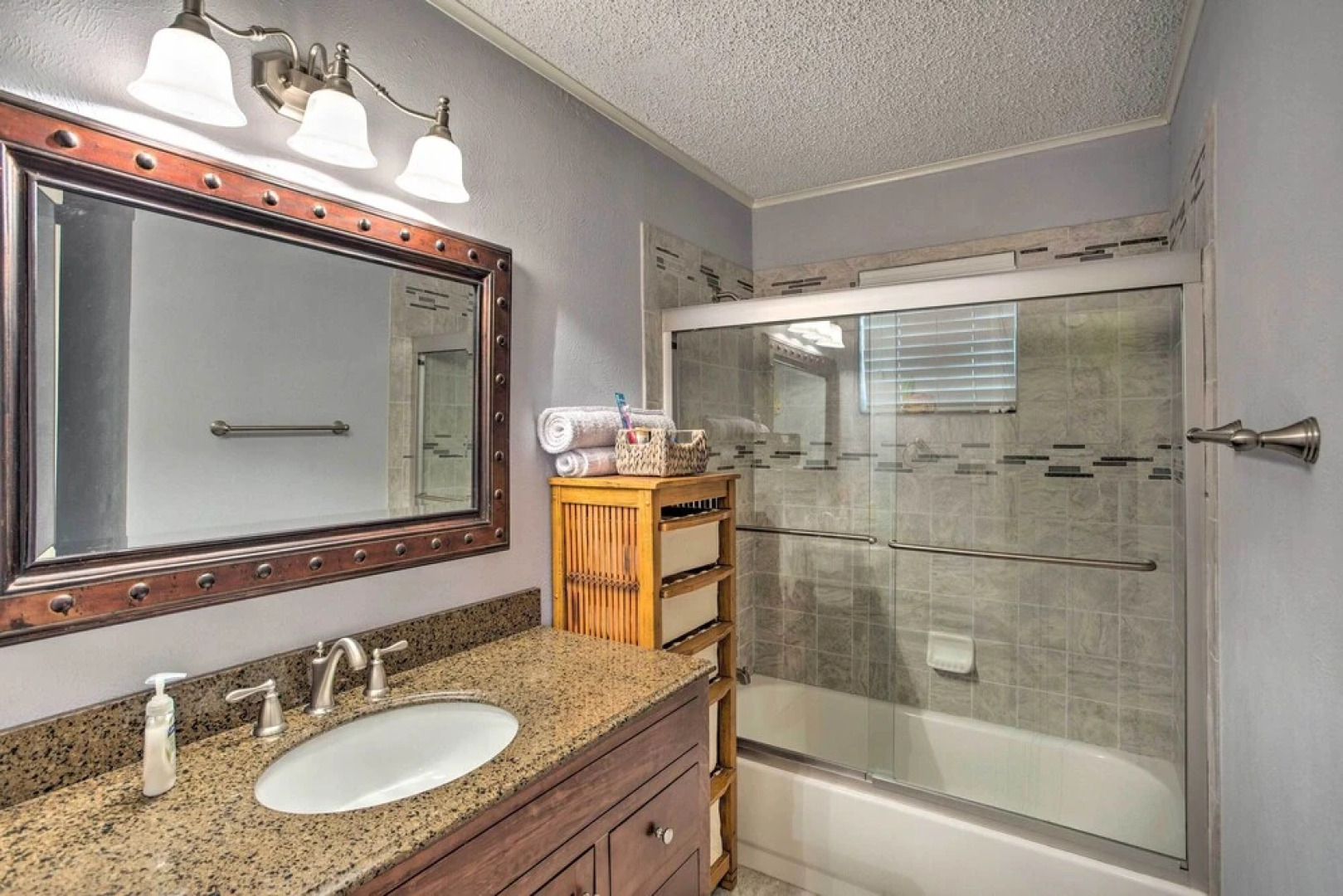 Dock & Fire Pit: Waterfront Cedar Creek Lake Home