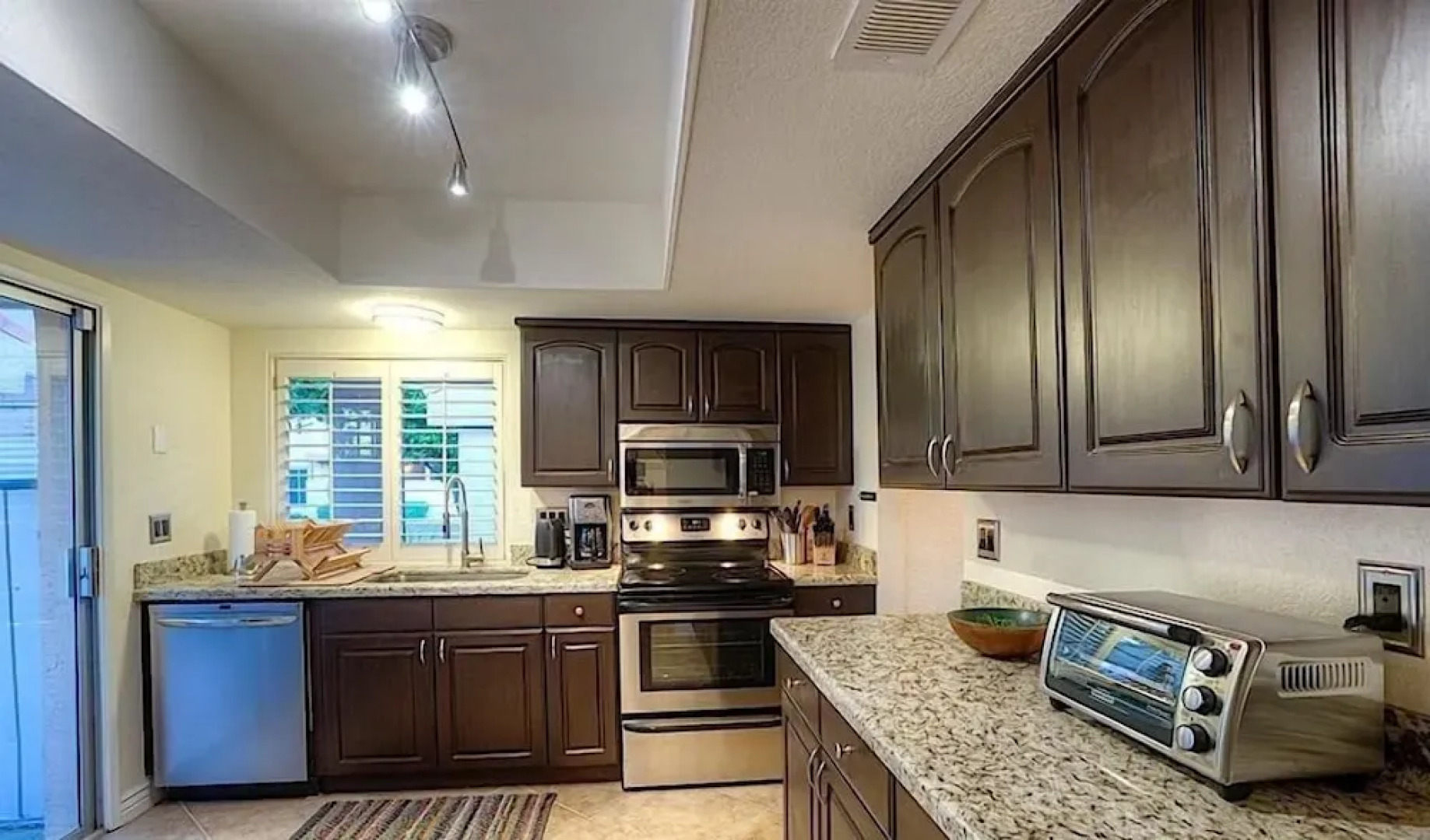 Southwest Sanctuary By Signature Vacation Rentals