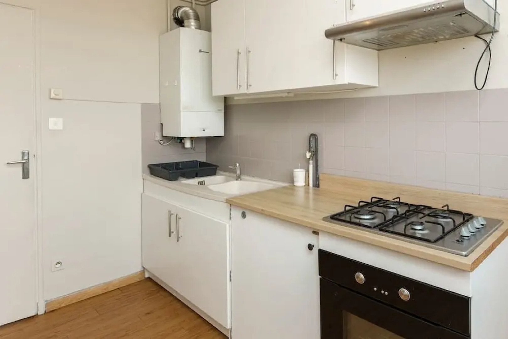 Modern Appart 75m2 - 2 rooms -parking