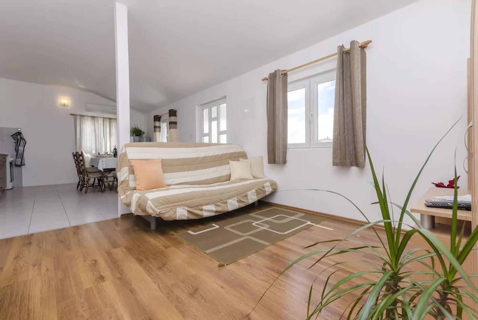 Apartments Family Apartments Mila With Pool