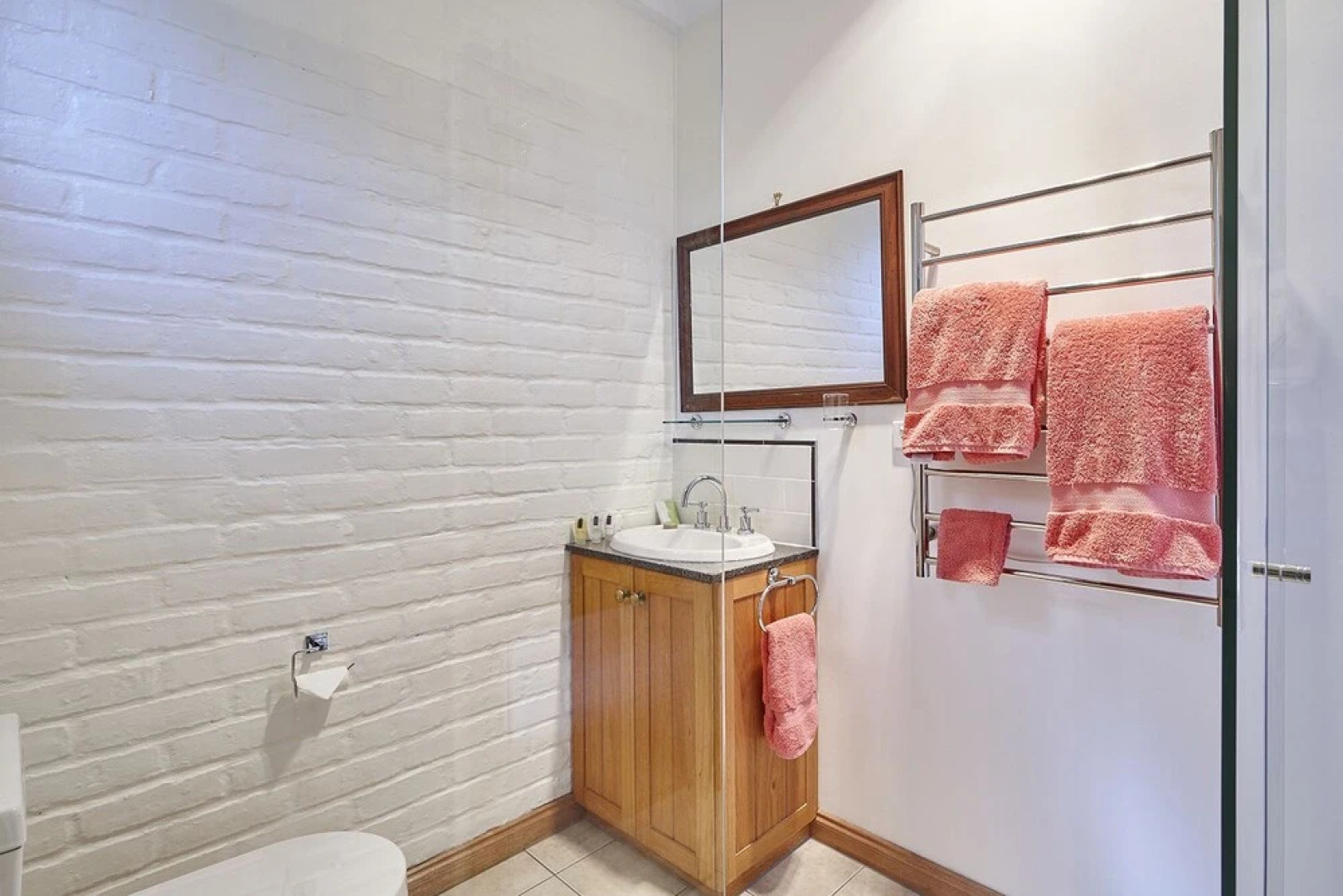 Box Cottage Apartment