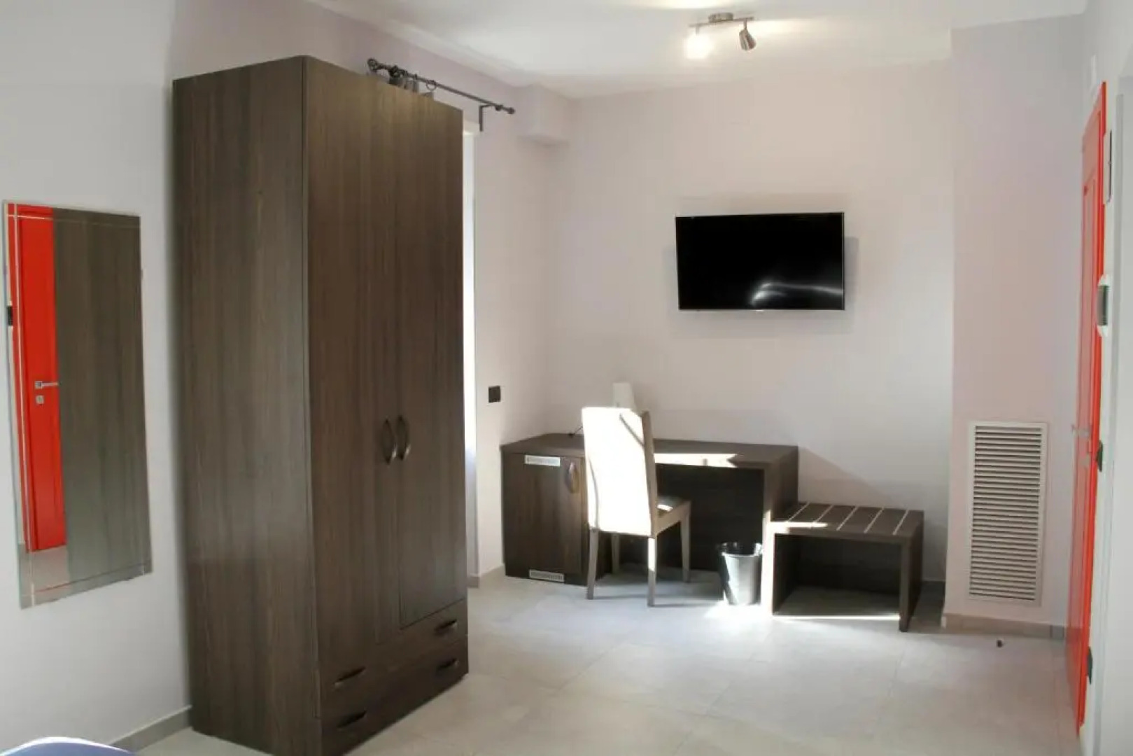 EasyRoom Frosinone BB