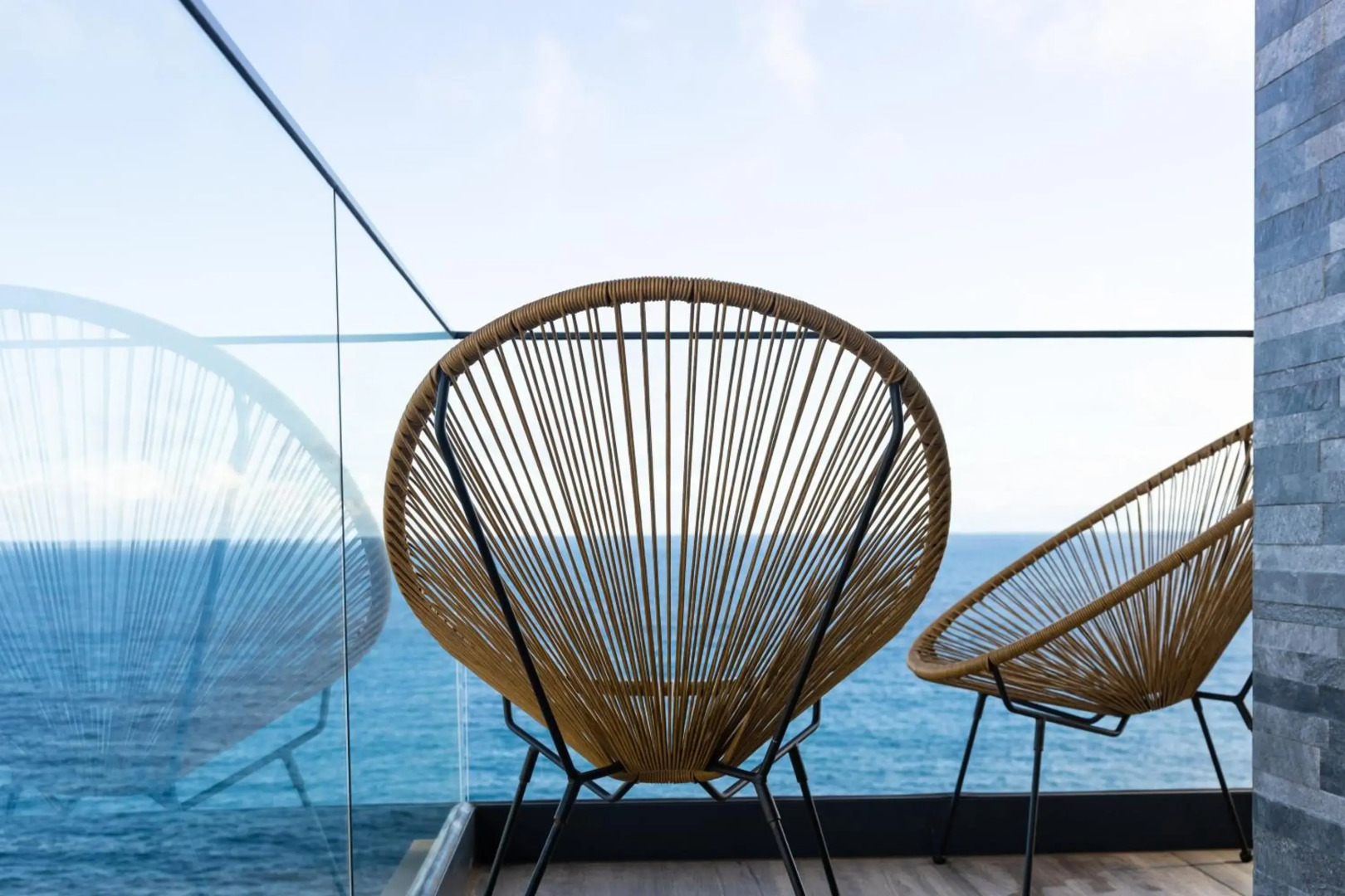 3 bdr aprt, stunning seaview, rooftop pool - LCGR