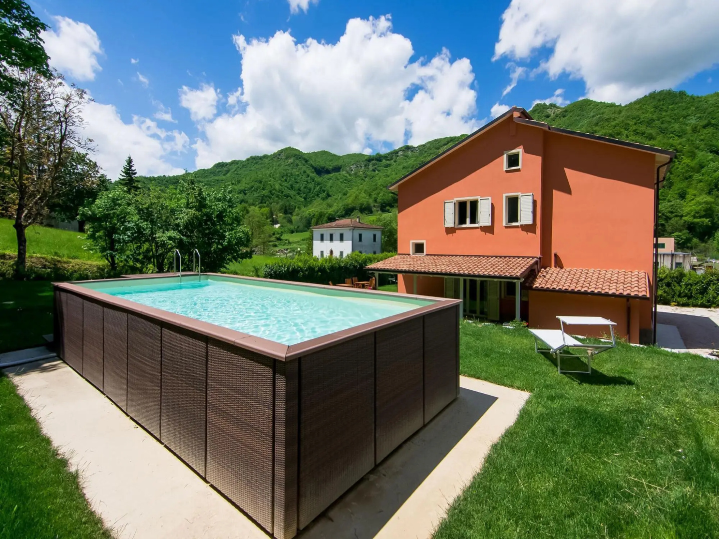 Pretty holiday home in Borgo Pace with a terrace and bbq