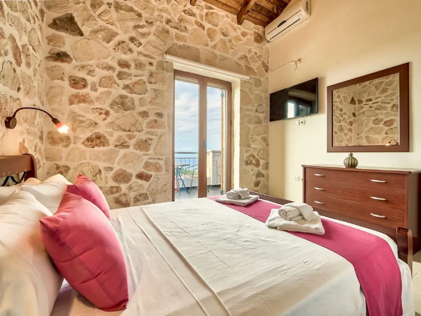 Quaint Villa in Volimes With Pool and Parasol