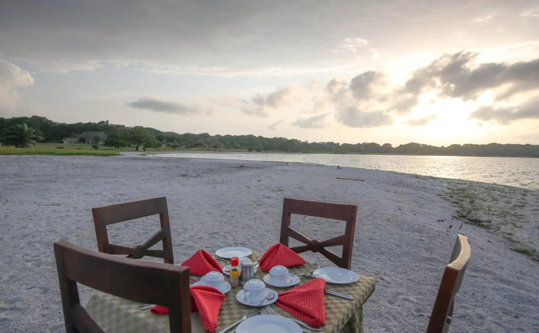 Victoria Forest Resort