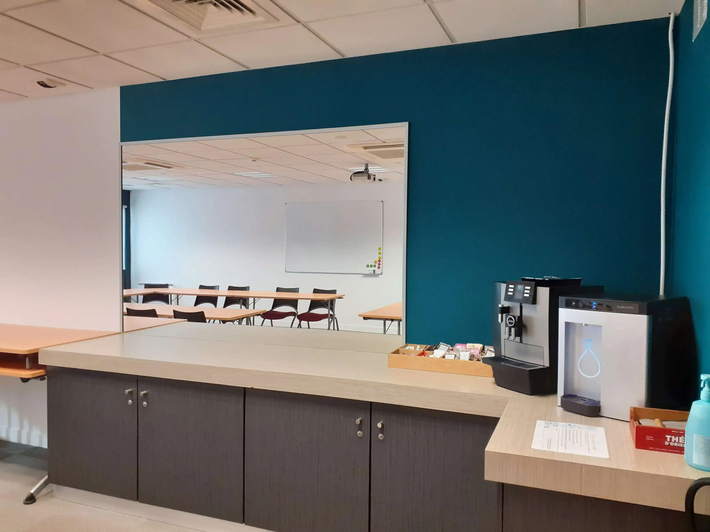 Kyriad NIORT - Espace Mendes-France