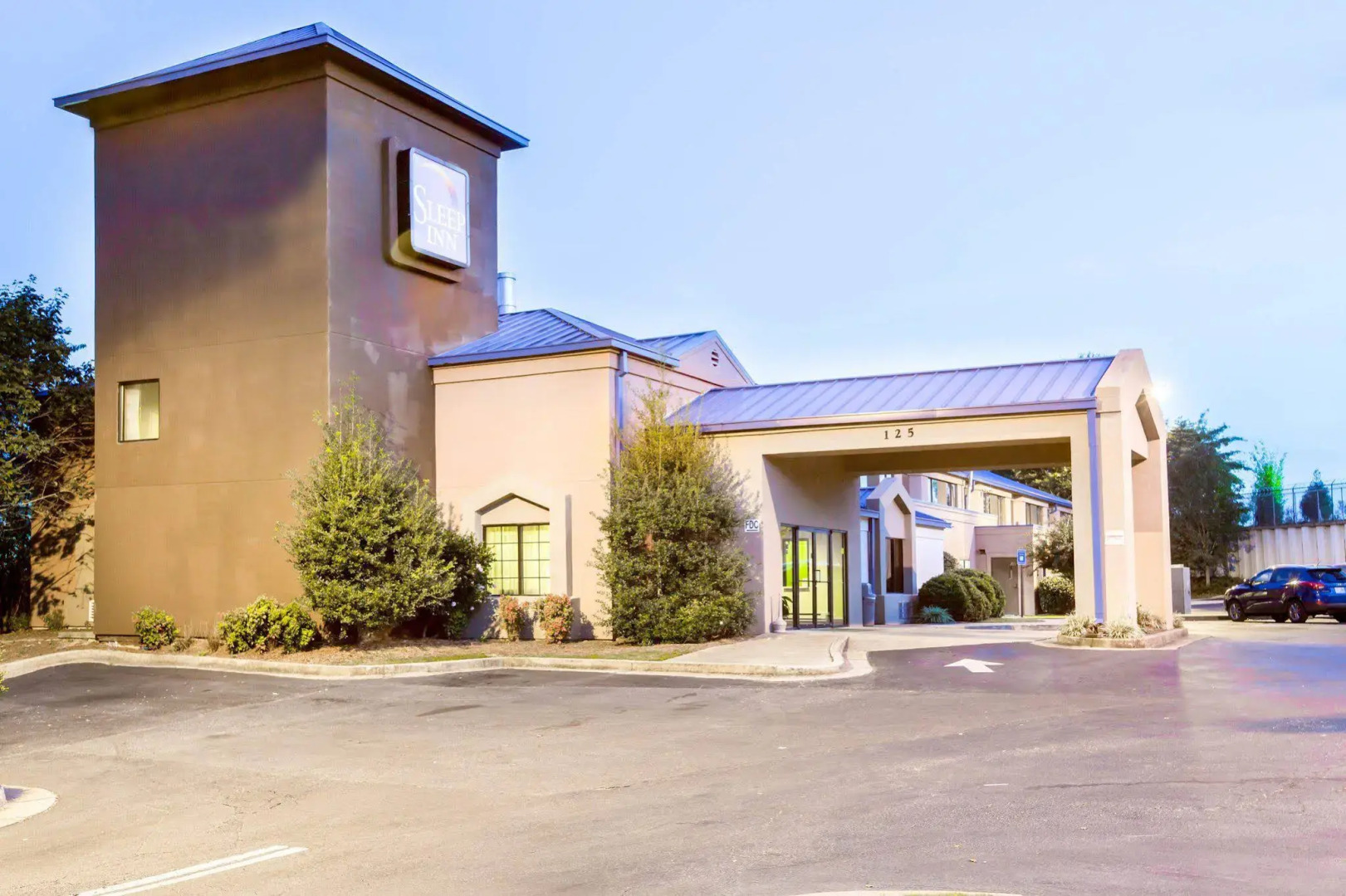 Rodeway Inn Austell Six Flags