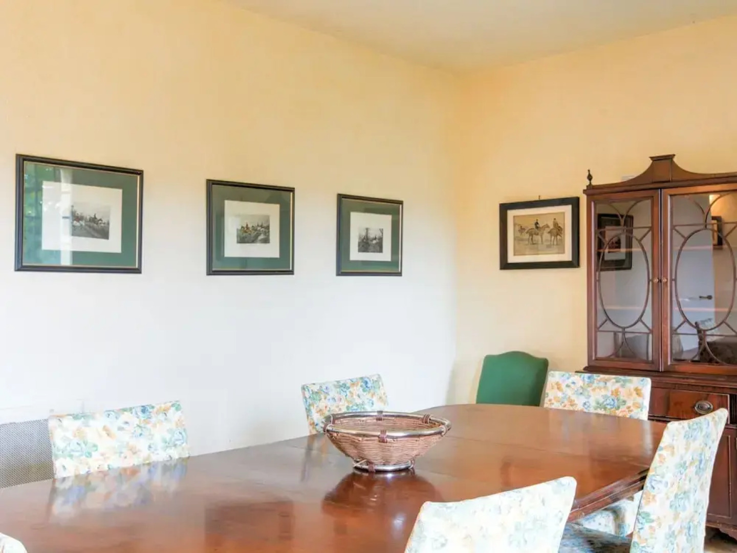 Villa in Sermugnano With Pool & Garden