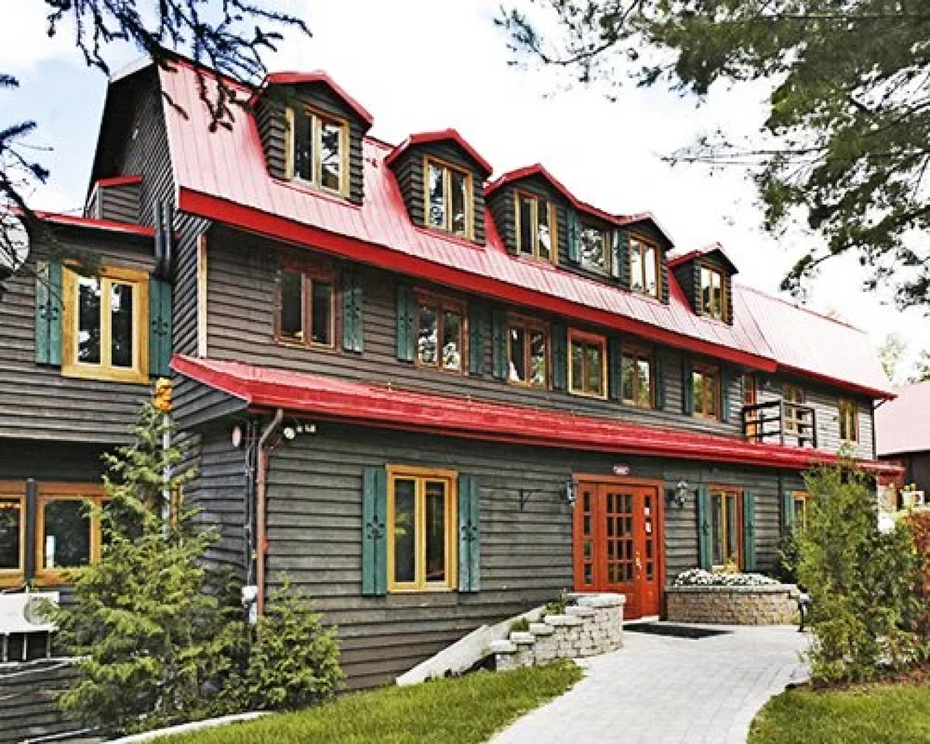 GEOHoliday Heights @ Lac Morency, St. Hippolyte, Canada