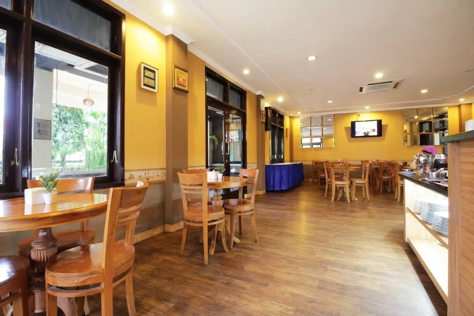 Airy Syariah Kejuron Mangga 4 Madiun