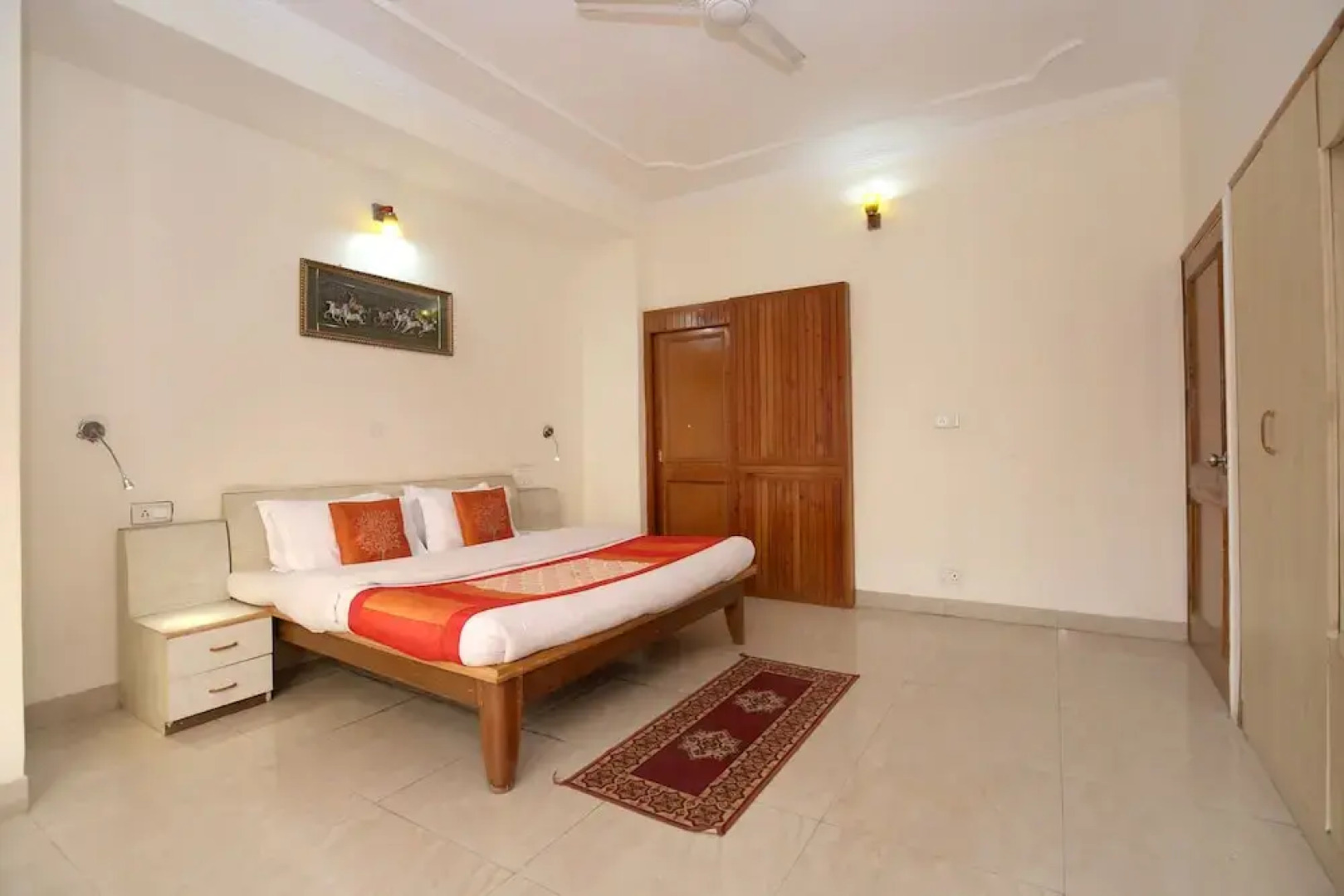 OYO 10208 Home Valley View 2BHK Kasauli