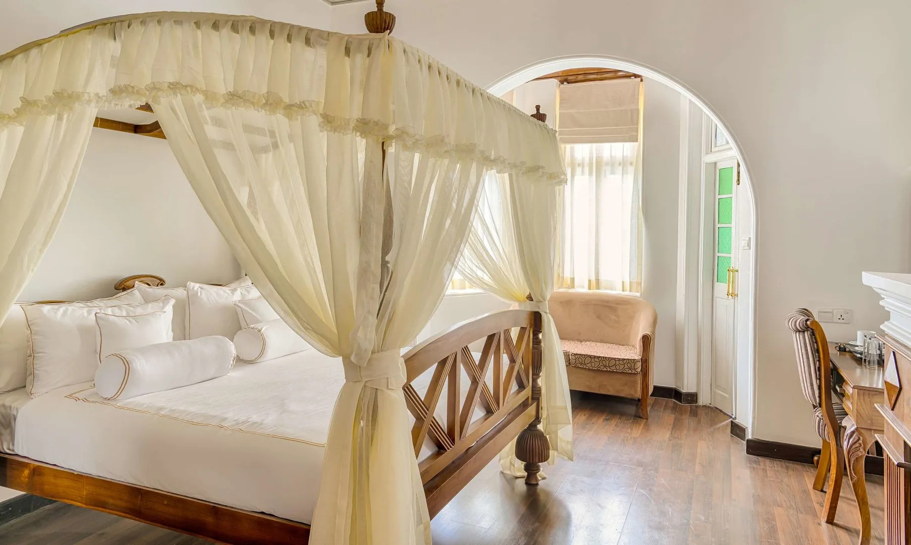 The Golden Ridge Hotel