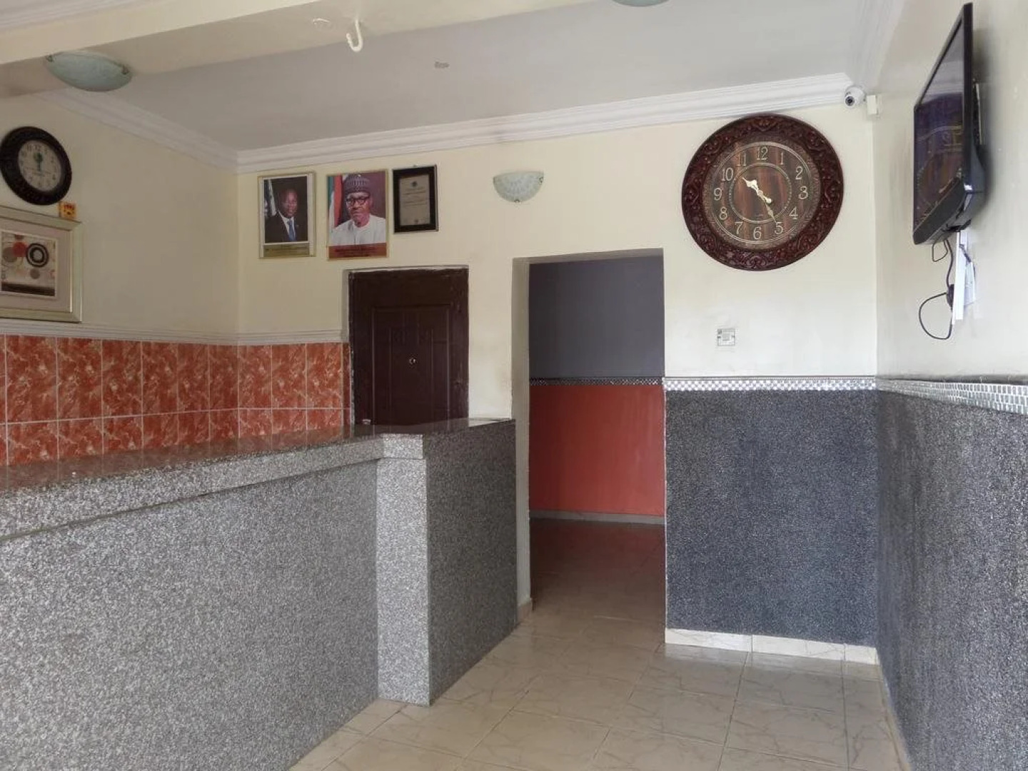 International New Life Hotel & Suites