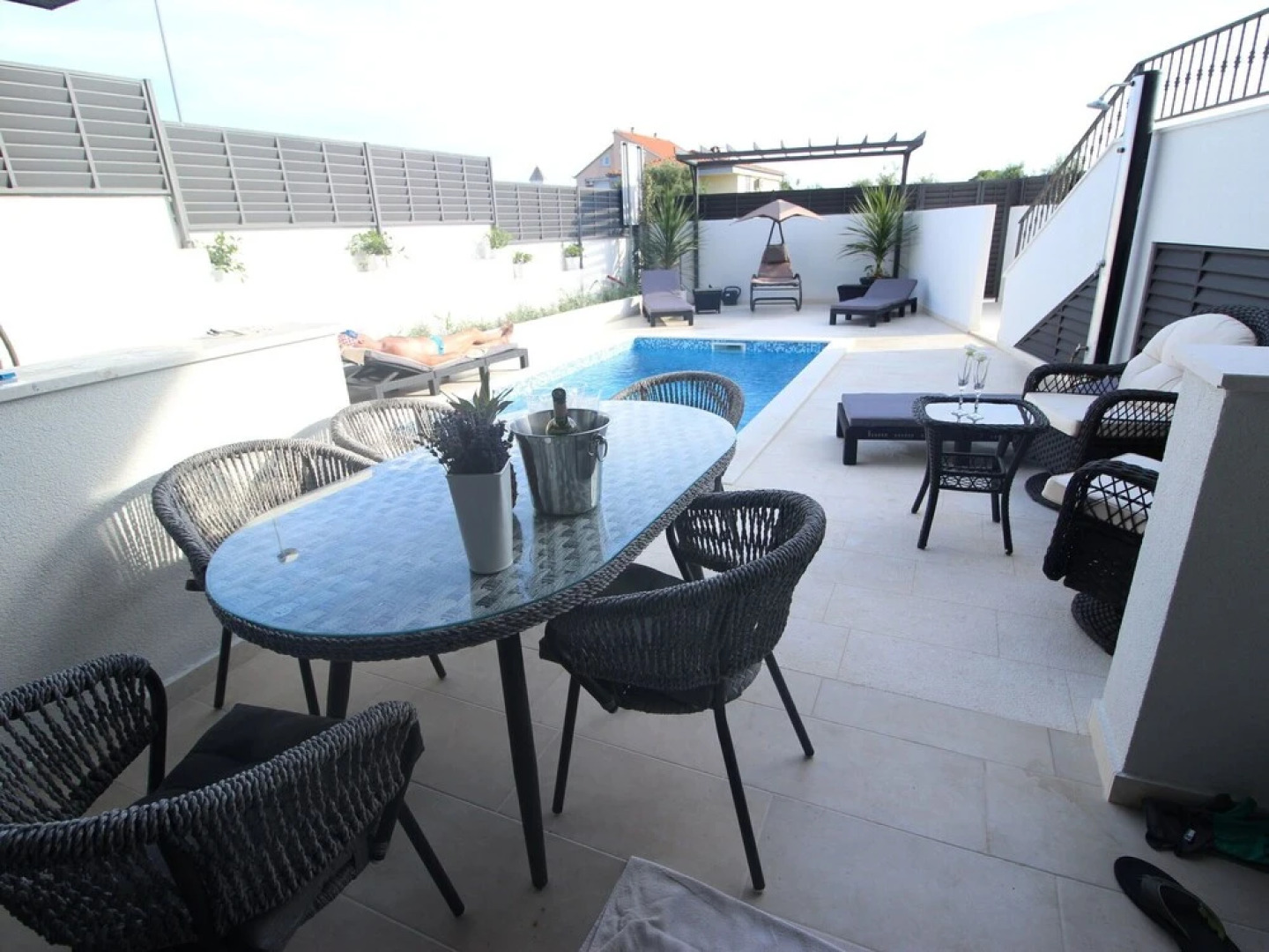 Modern and Luxurius Apartment With Swimingpool, Nice sea View Terrace
