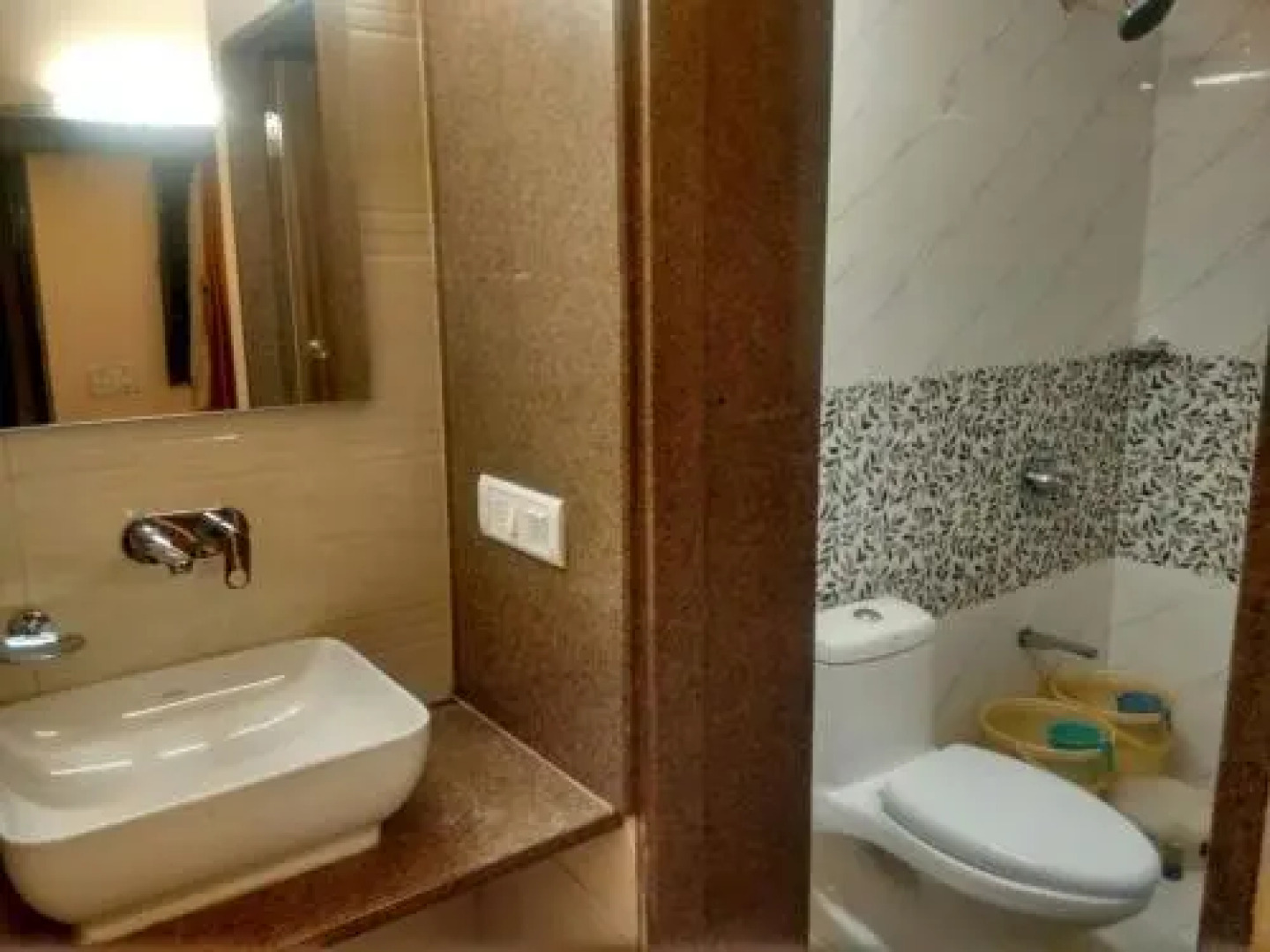 OYO 13553 Palm Residency