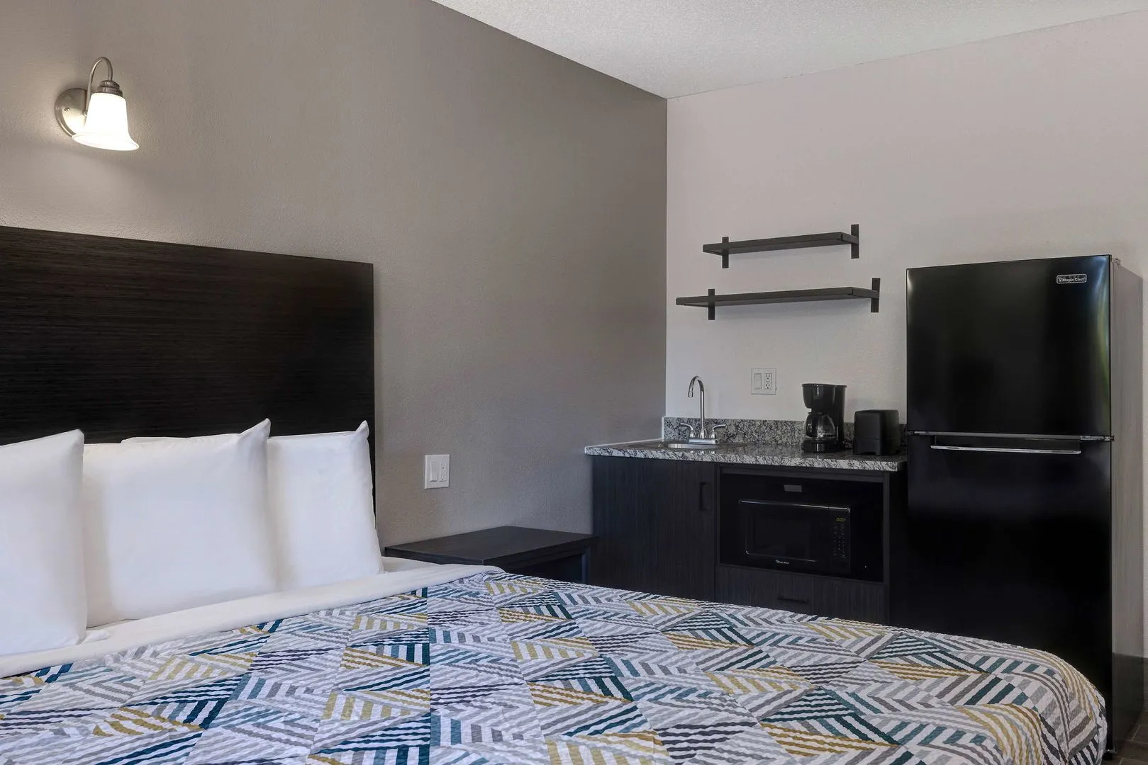 Studio 6 Branson West MO Silver Dollar City