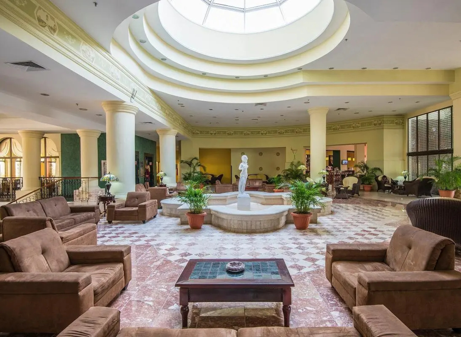 ValentA­n Quinta Avenida Habana