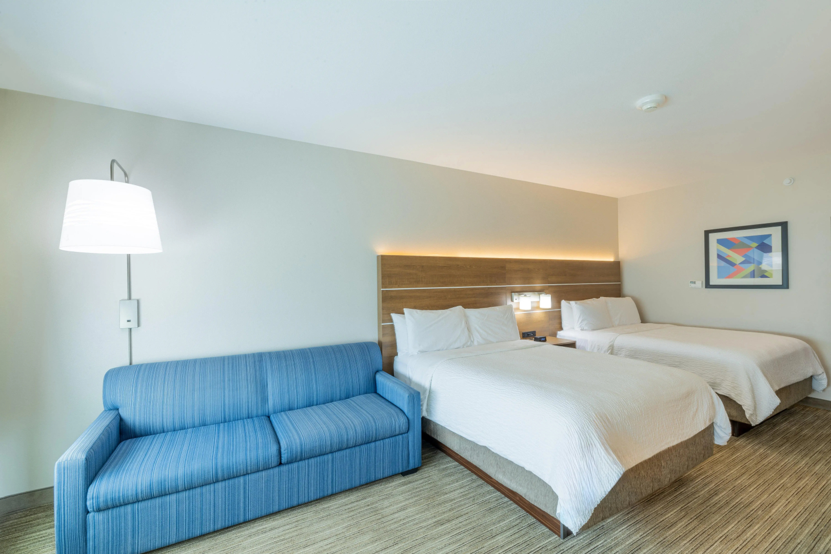 Holiday Inn Express & Suites Lindale – Tyler by IHG