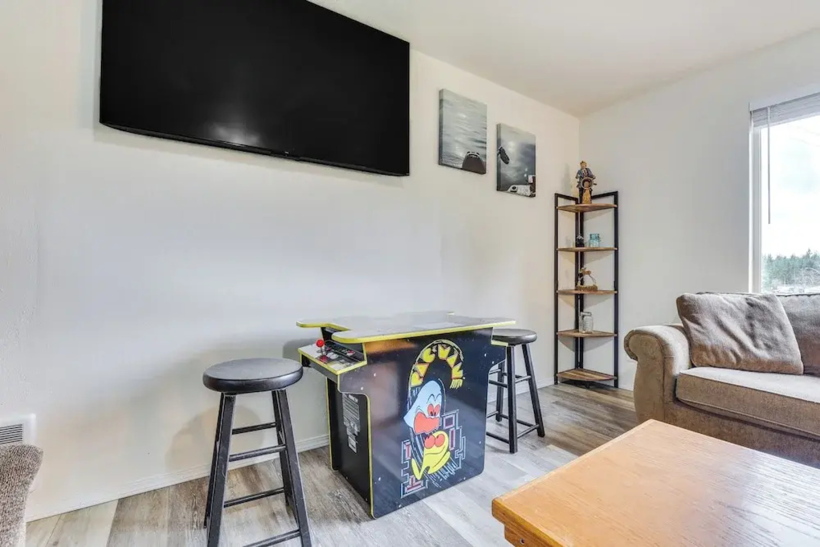 Olympic Peninsula Vacation Rental: 1 Mi to Water