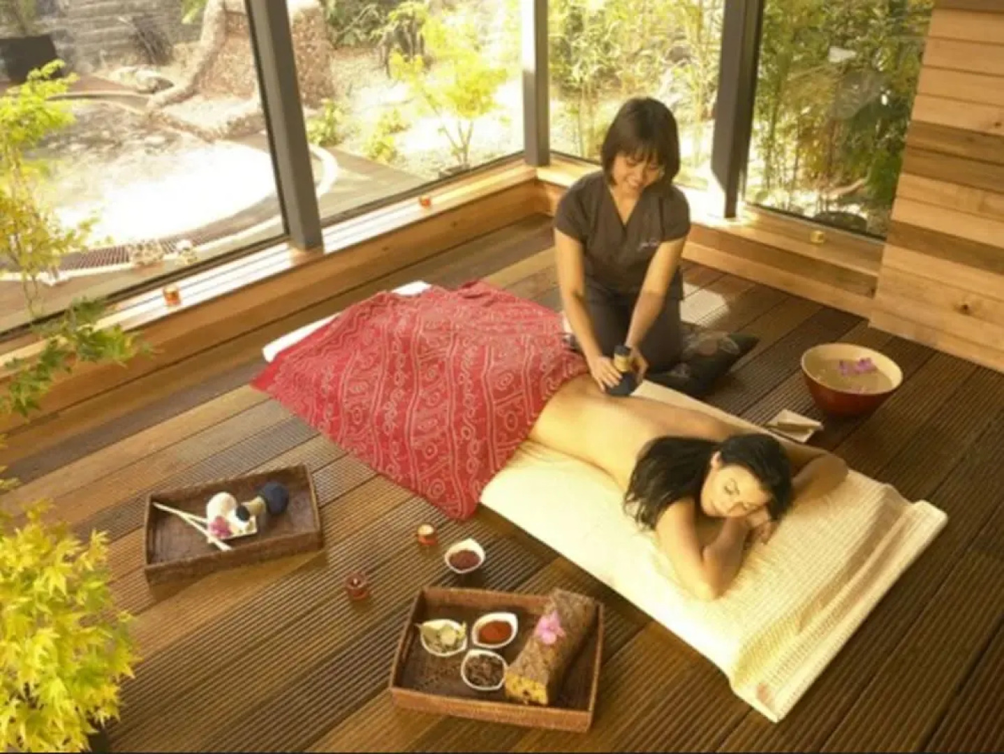 Westport Plaza Hotel